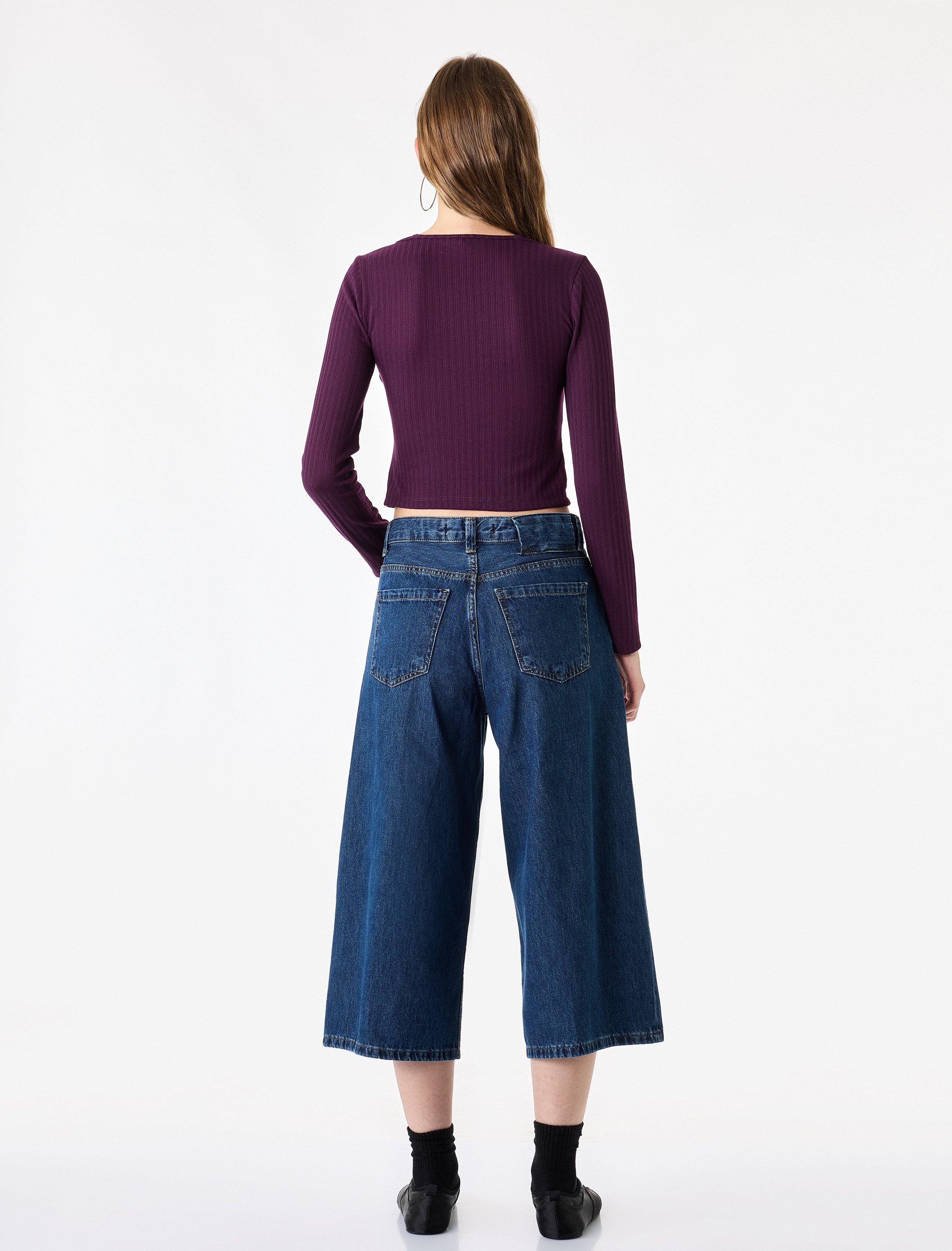   İkili Katmanlı Dantel Detaylı Slim Fit Kaşkorse Bisiklet Yaka Uzun Kollu Tişört