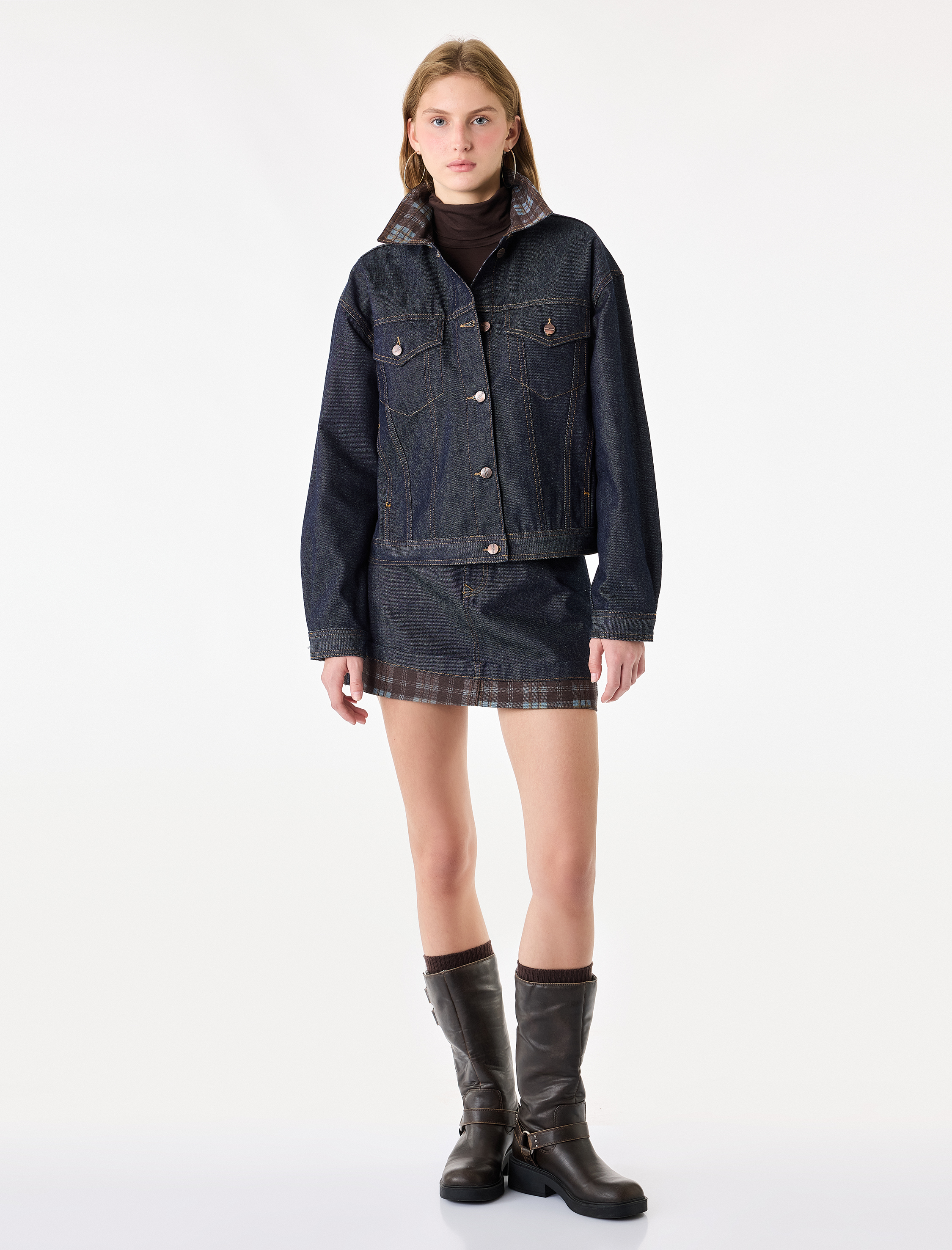   Normal Bel Düğmeli Cepli Pamuklu Ekose Katlı Mini Denim Etek