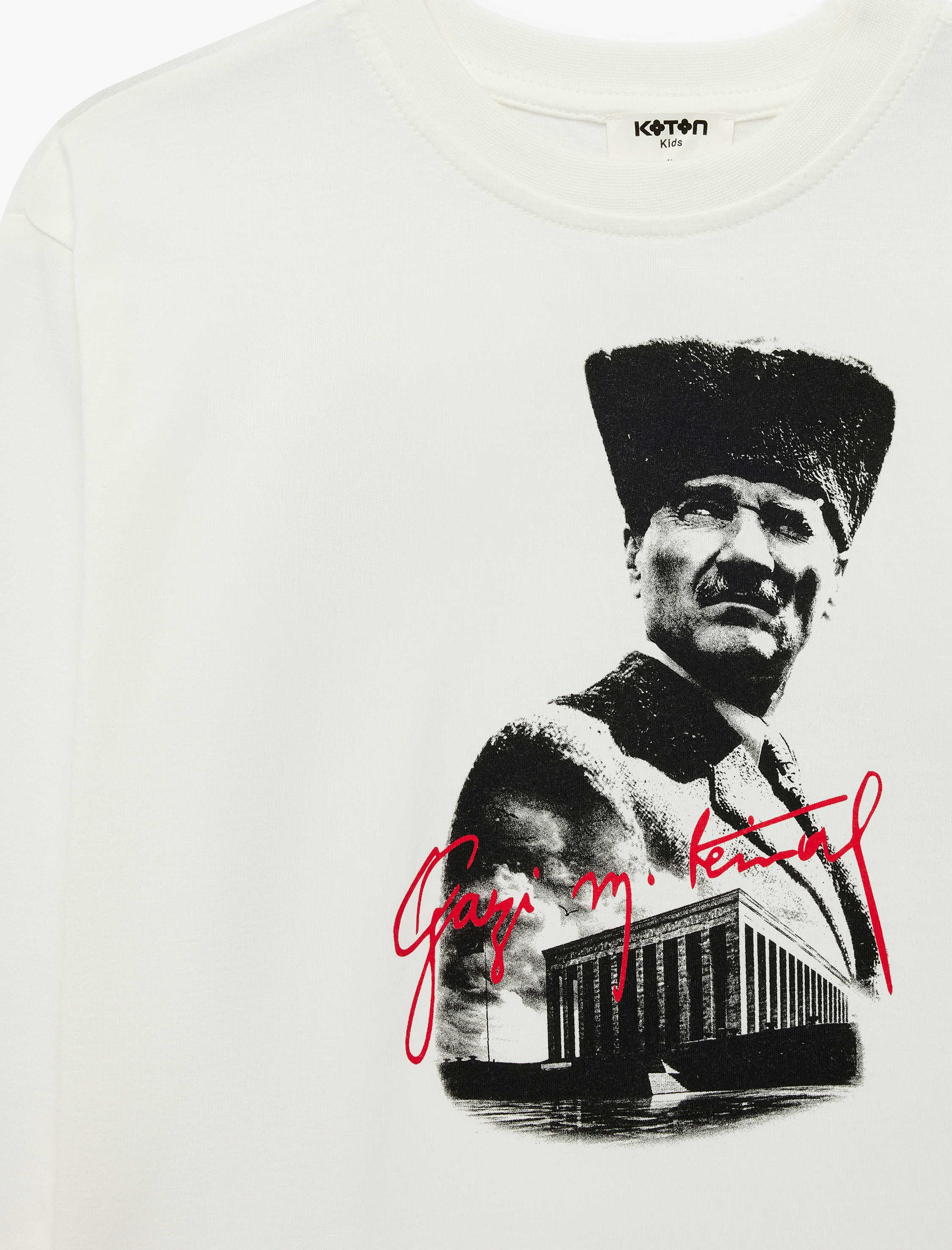 Erkek Çocuk Atatürk Baskılı Pamuklu Bisiklet Yaka Uzun Kollu Tişört