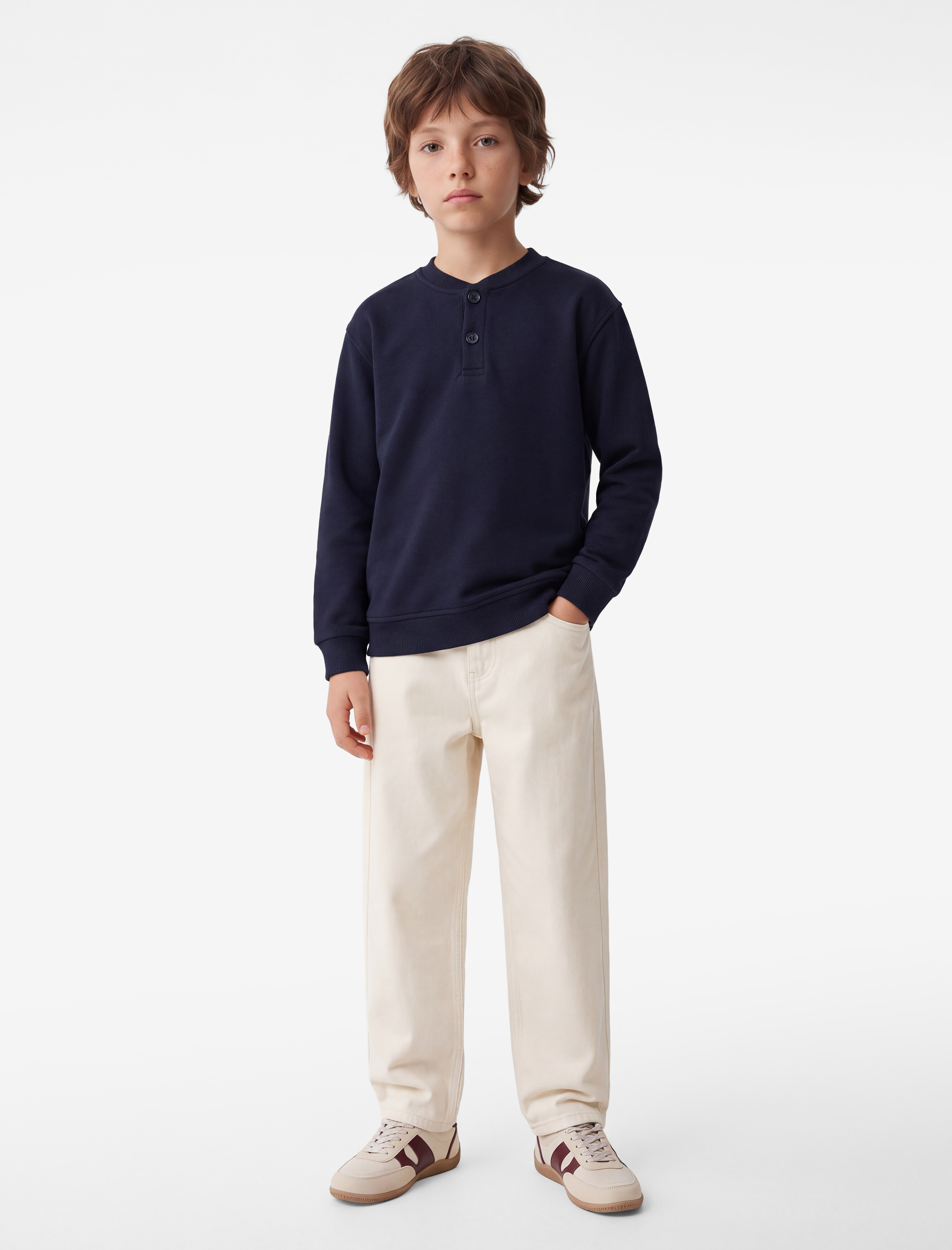  Erkek Çocuk Uzun Kollu Üç İplik Şardonlu Düğmeli Henley Yaka Sweatshirt