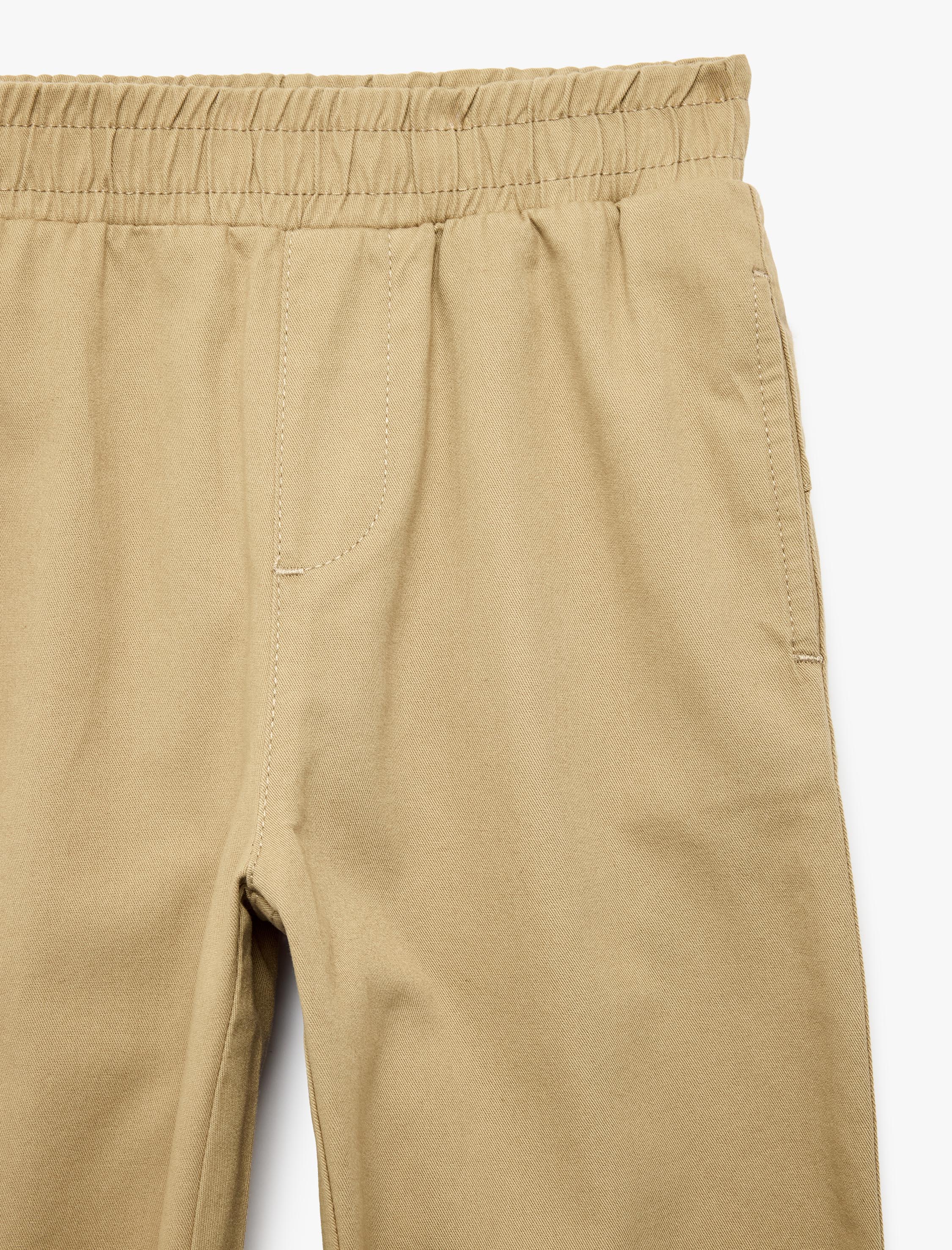  Erkek Çocuk Pamuklu Gabardin Pantolon Beli Lastikli Cepli