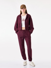 Simli Uzun Kollu Kapüşonlu Şardonlu Arkası Baskılı Crop Sweatshirt