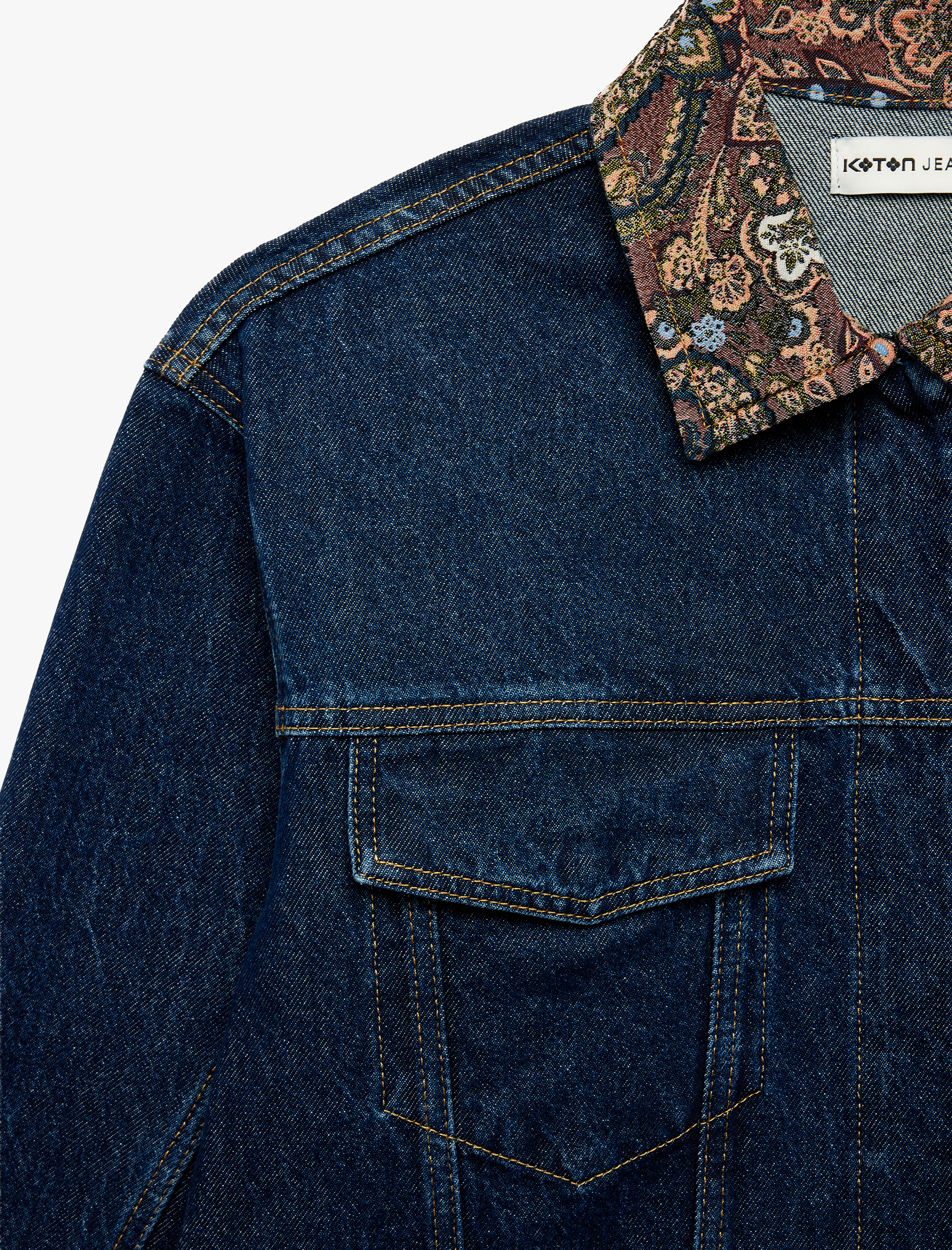   Cepli Rahat Kalıp Düğmeli Uzun Kollu Yakası Şal Desenli Denim Ceket