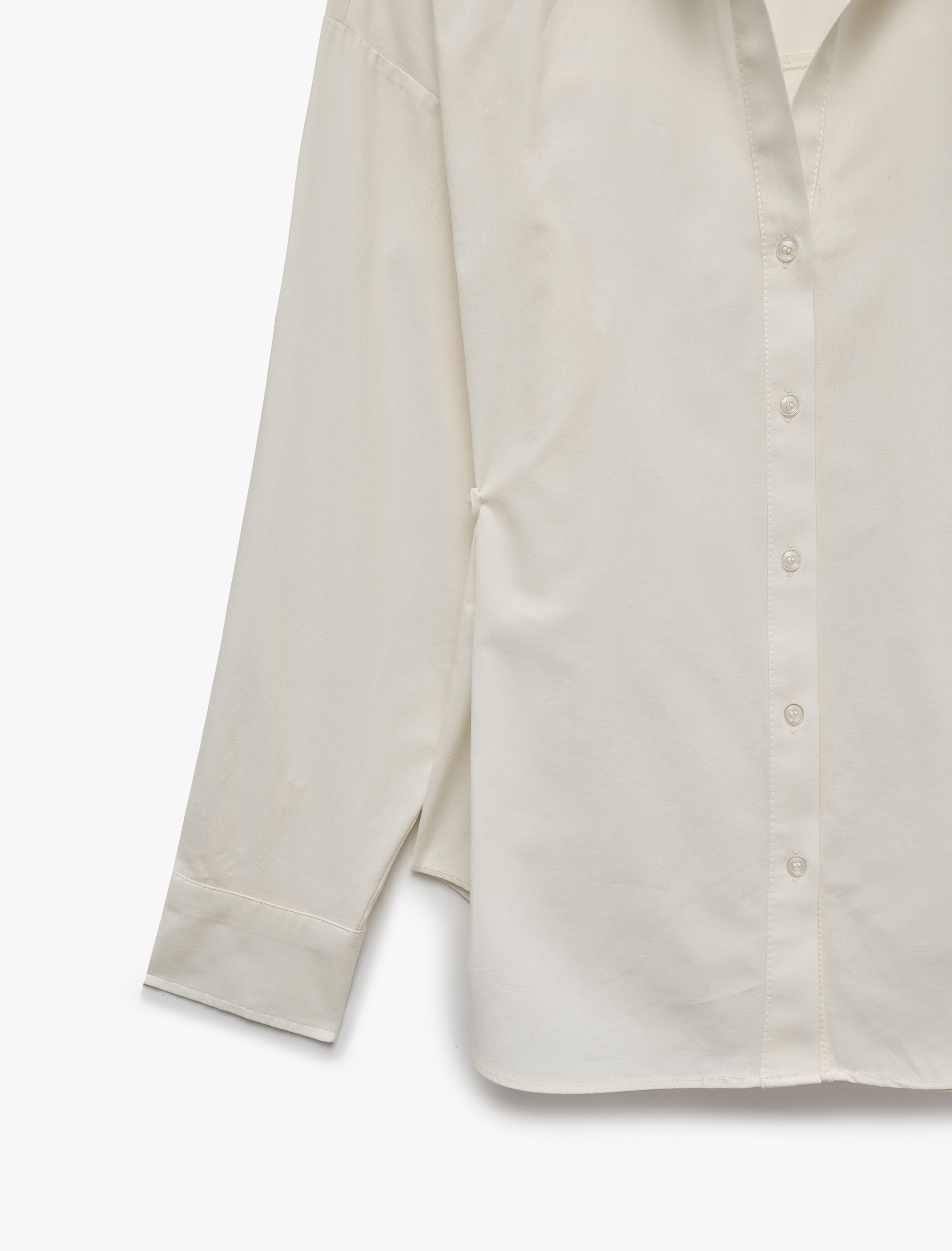   Pamuklu Klasik Yaka Uzun Kollu Oversize Poplin Gömlek