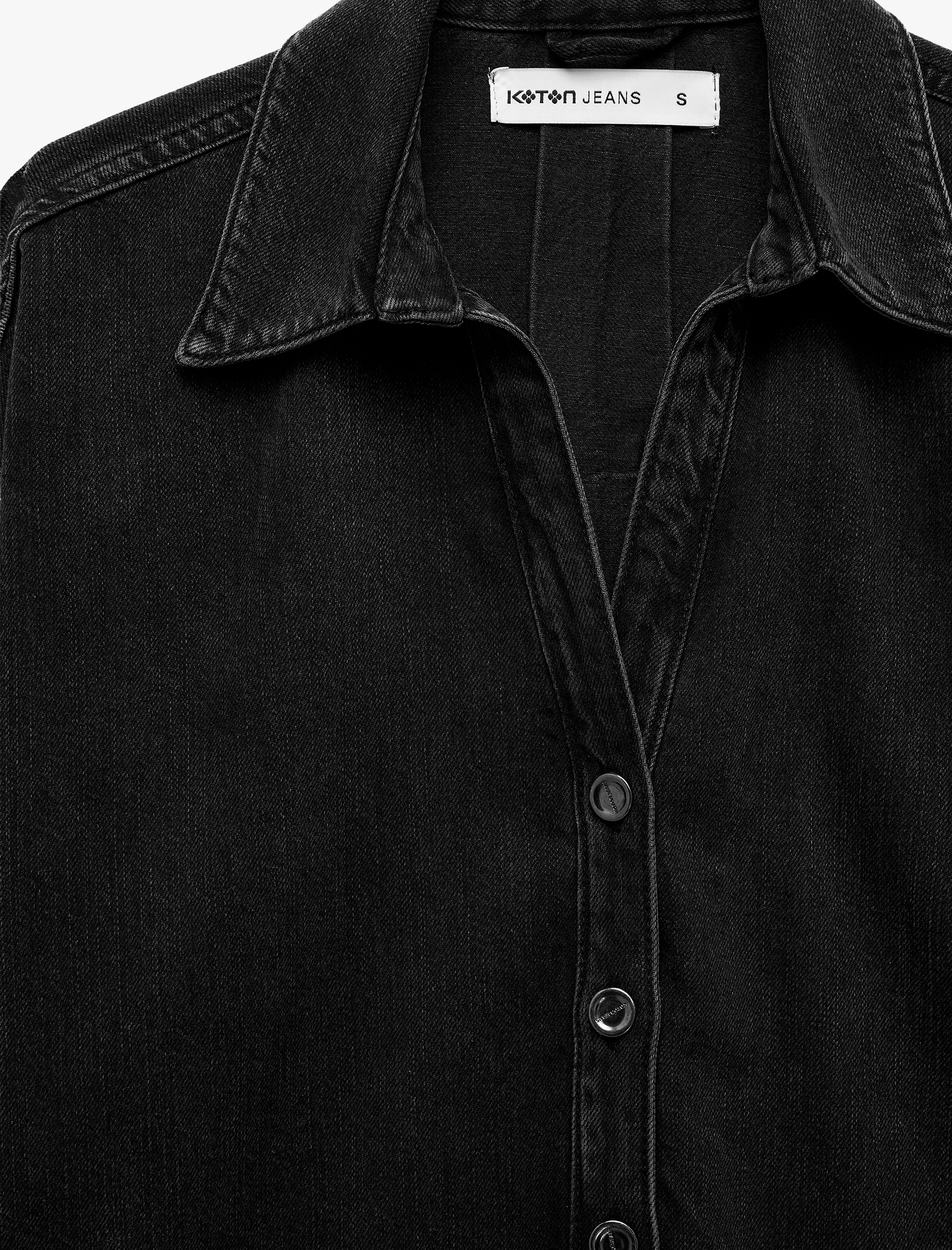   Arkası Katlama Detaylı V Yaka Düğmeli 3/4 Kollu Oversize Denim Gömlek