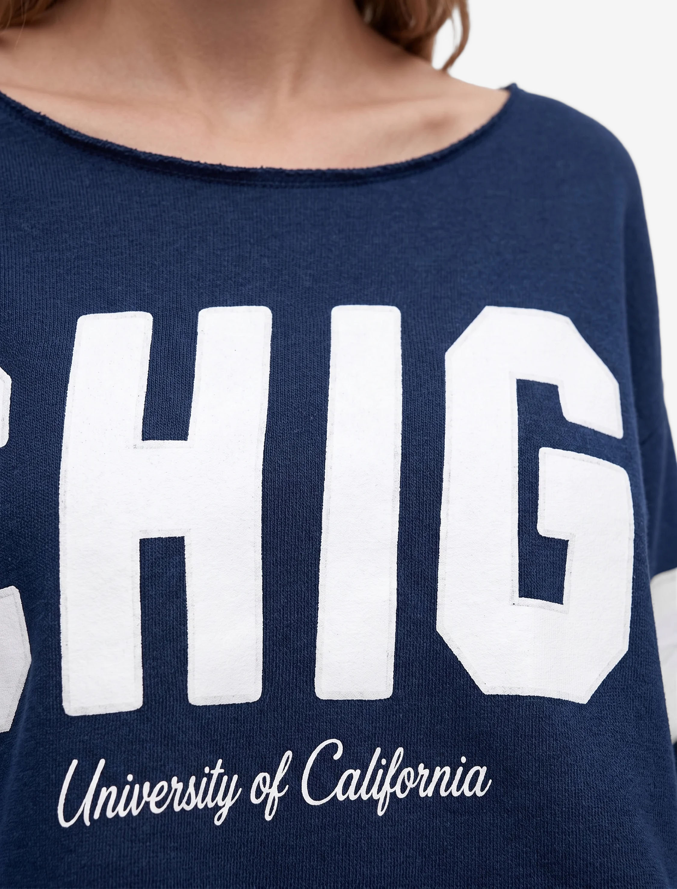   Pamuklu Şardonlu Rahat Kalıp Kayık Yaka Uzun Kollu Baskılı Crop Sweatshirt