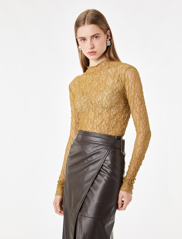  Slim Fit Uzun Kollu Dik Yaka Transparan Dantelli Tişört