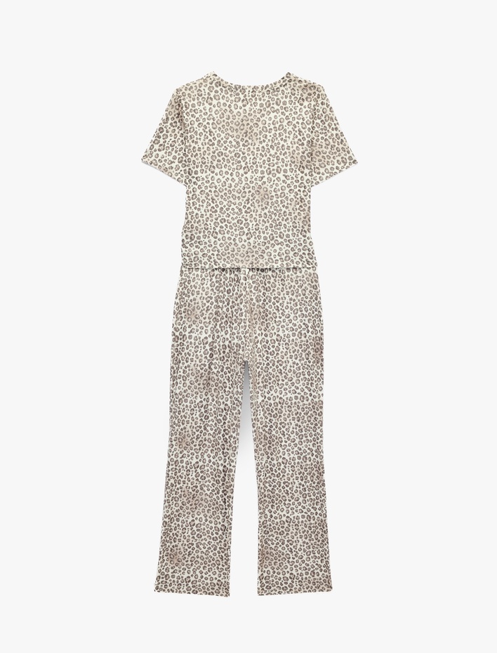 Leopar Desenli Kısa Kollu Pijama Takımı