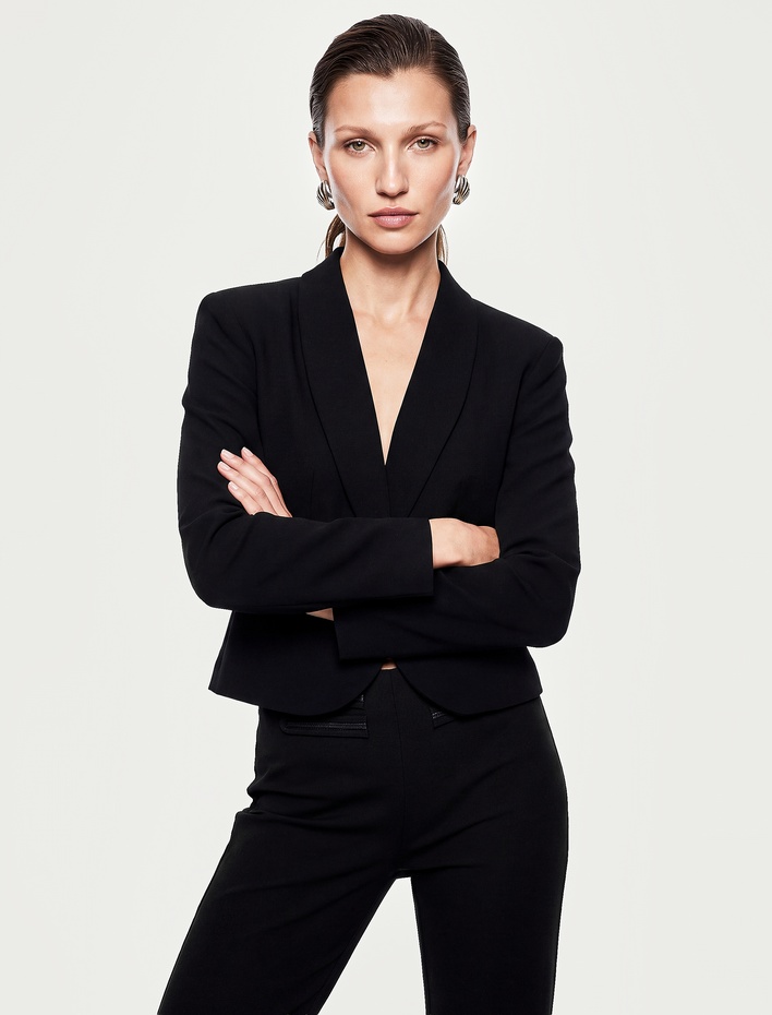  Regular Fit Geniş Yaka Uzun Kollu Düğmeli Blazer Ceket