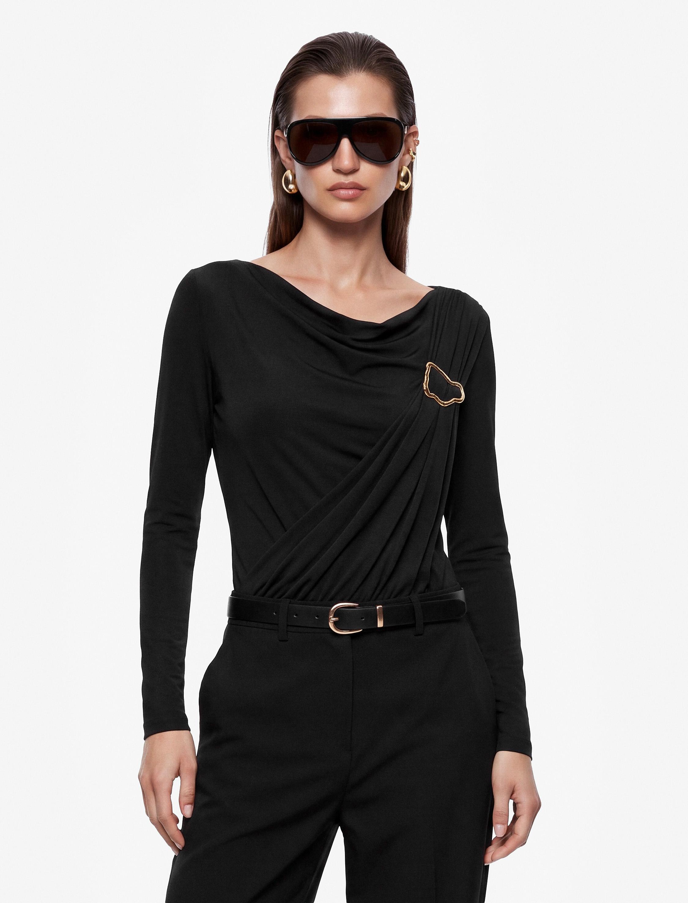   Metal Aksesuarlı Drapeli Slim Fit Degaje Yaka Uzun Kollu Çıtçıtlı Body