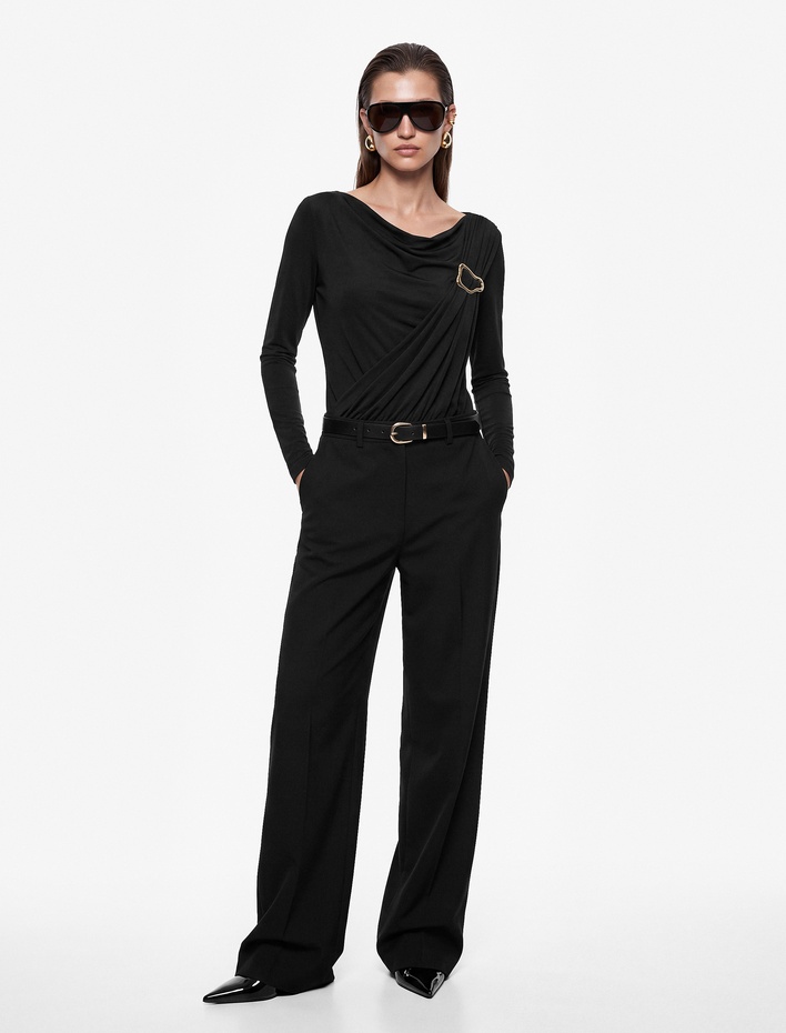  Metal Aksesuarlı Drapeli Slim Fit Degaje Yaka Uzun Kollu Çıtçıtlı Body