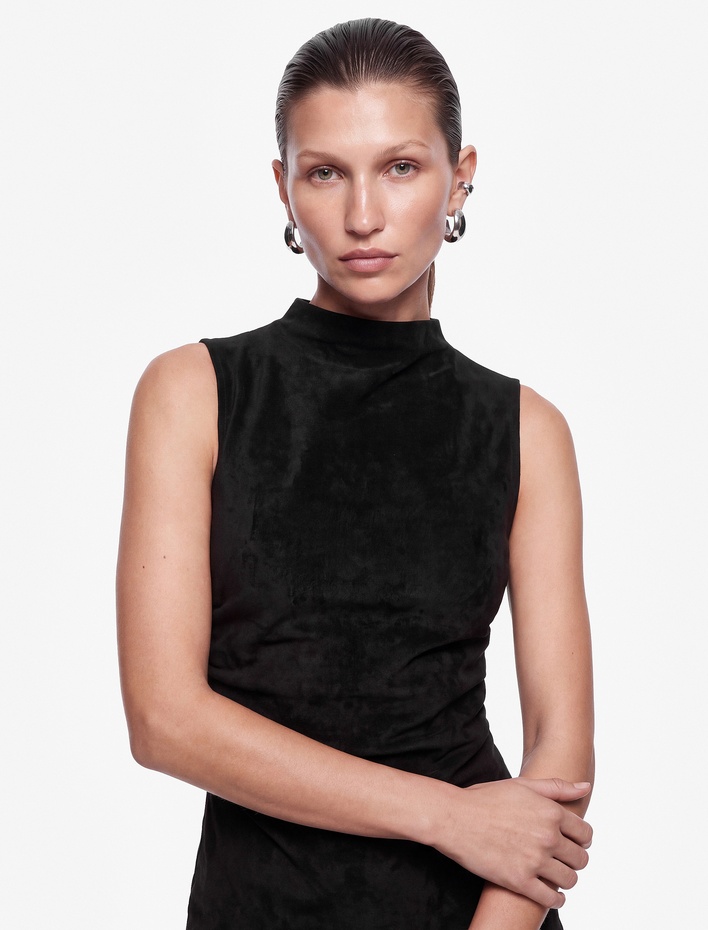  Drapeli Dar Kesim Kolsuz Bodycon Dik Yaka Mini Elbise