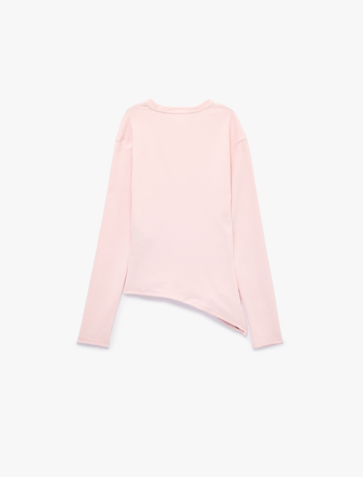  Asimetrik Kesim Slim Fit Bisiklet Yaka Kısa Kollu Pamuklu Tişört