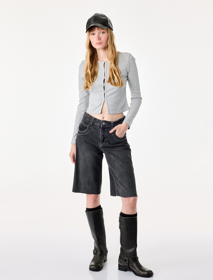  Slim Fit Pamuklu Uzun Kollu Düğmeli Bisiklet Yaka Basic Tişört
