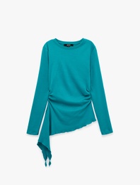 Pamuklu Bisiklet Yaka Uzun Kollu Slim Fit Drapeli Asimetrik Bluz