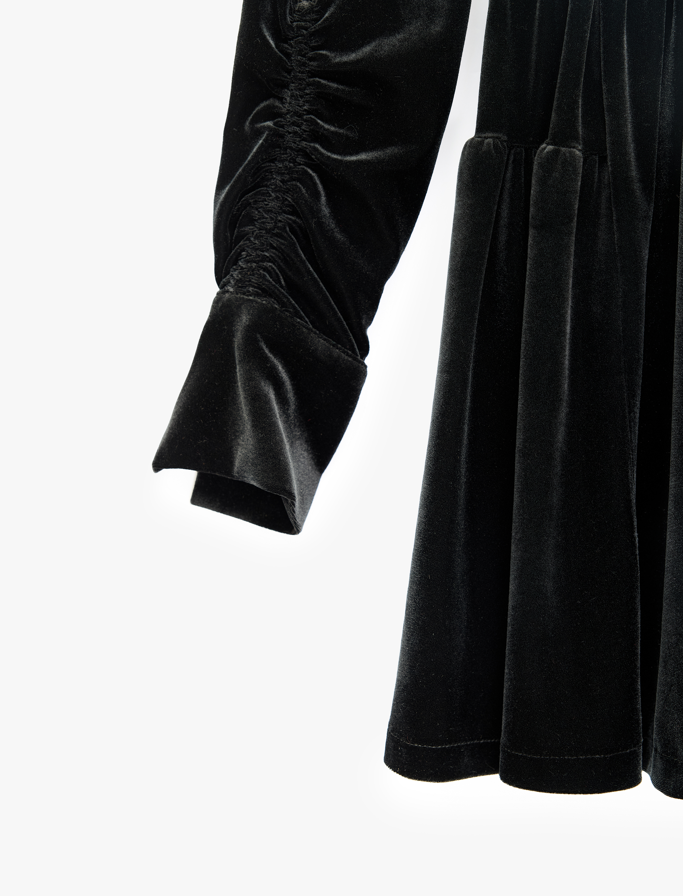   Slim Fit Volanlı Büzgülü Kruvaze Yaka Uzun Kollu Mini Kadife Elbise