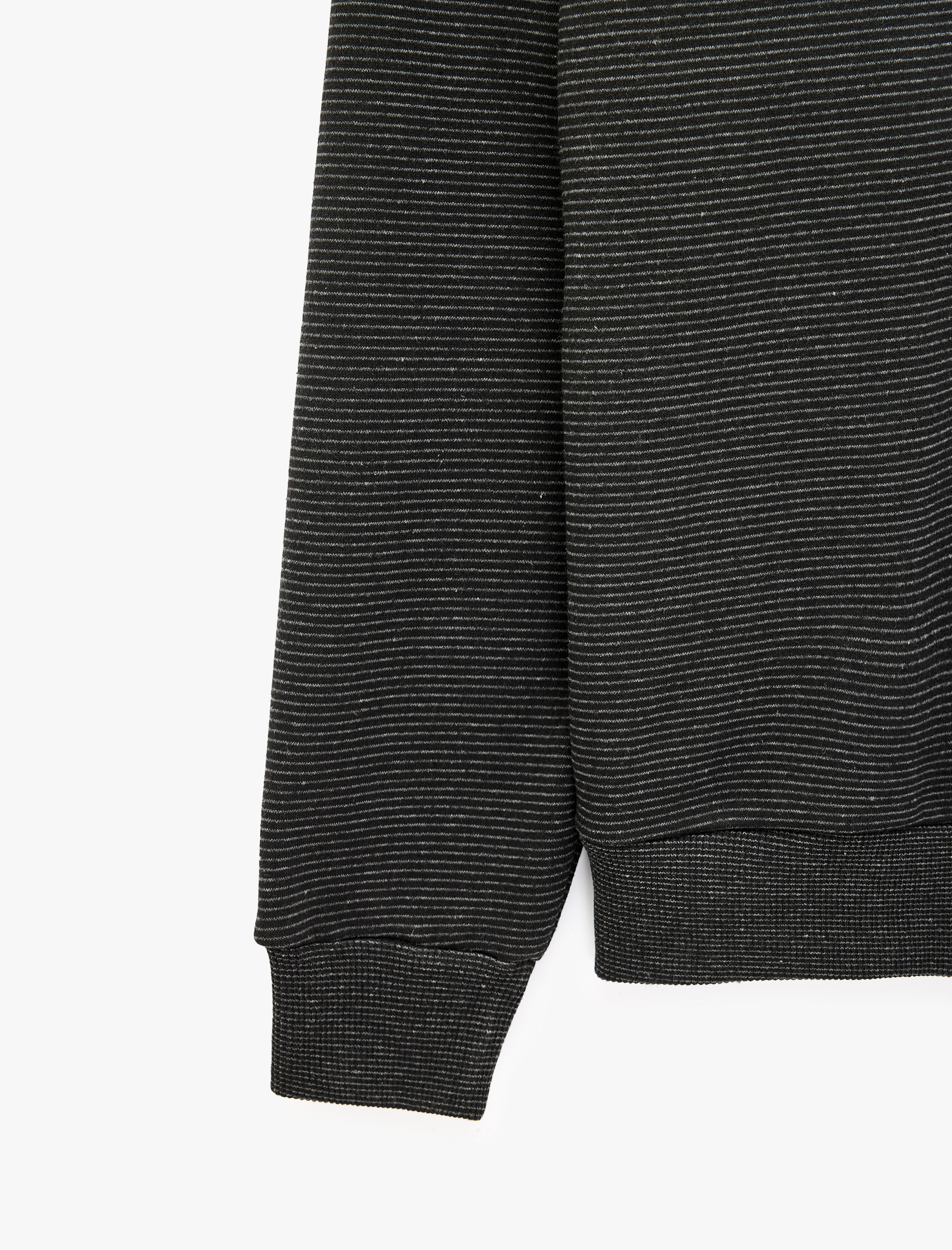   Üç İplik Şardonlu Cepli Uzun Kollu Fermuarlı Kapşonlu Sweatshirt
