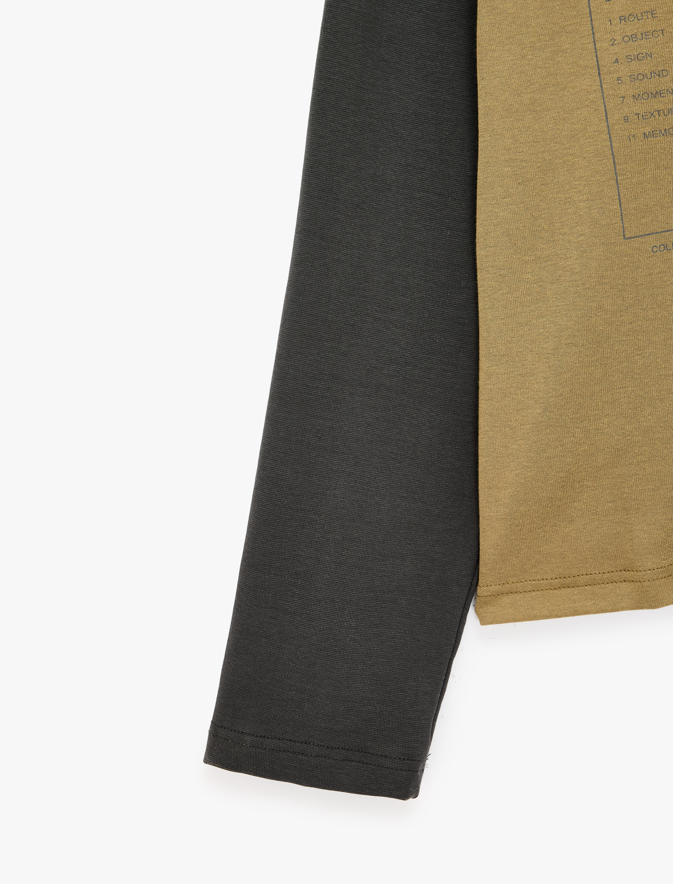   Bisiklet Yaka Baskılı Slim Fit Kontrast Katmanlı Uzun Kollu Tişört