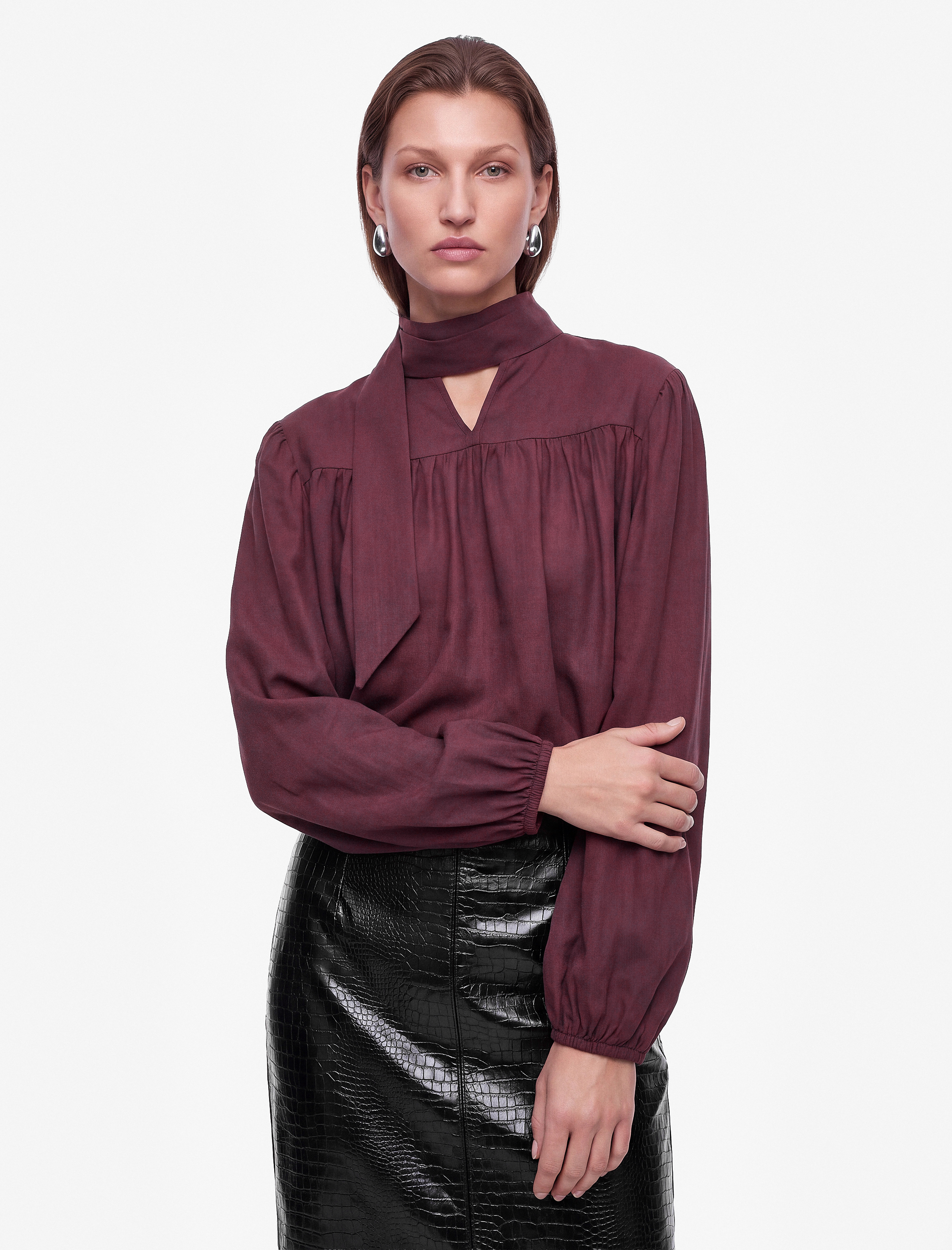   Uzun Kollu Bağlamalı Dik Şal Yaka Oversize Bluz