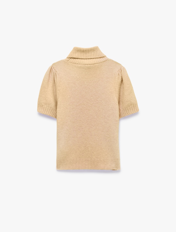  Boxy Fit Dik Yaka Kısa Kollu Peluş Kazak