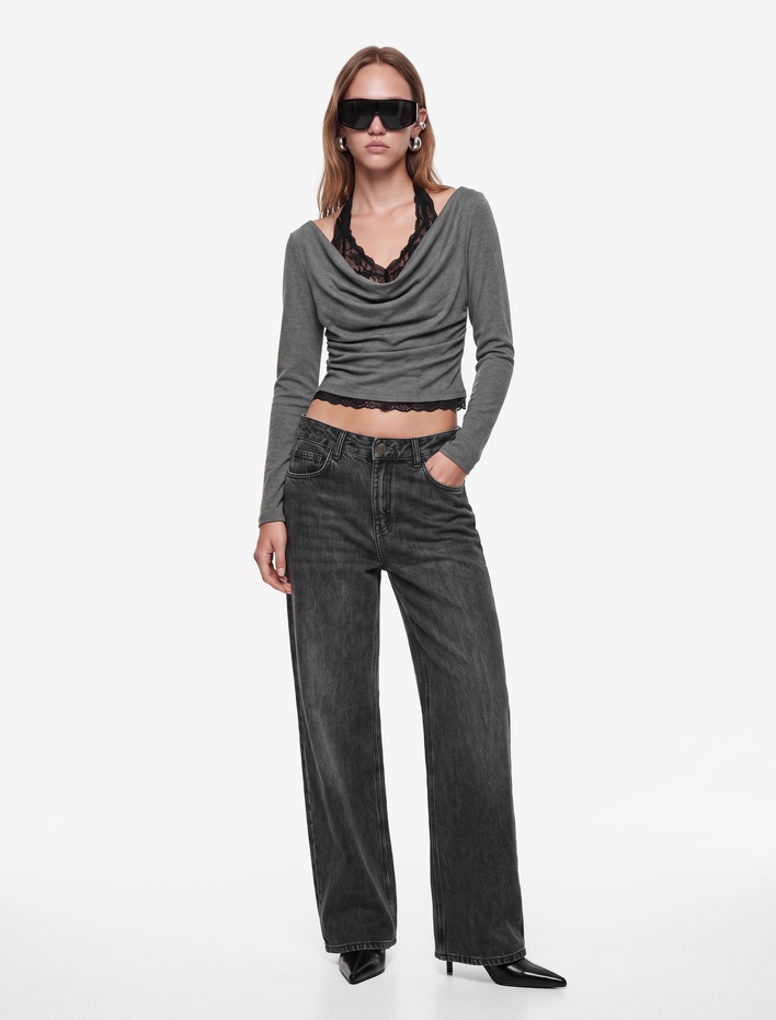  Viskon Karışımlı Slim Fit Uzun Kollu Dantel Detaylı Halter Yaka Tişört