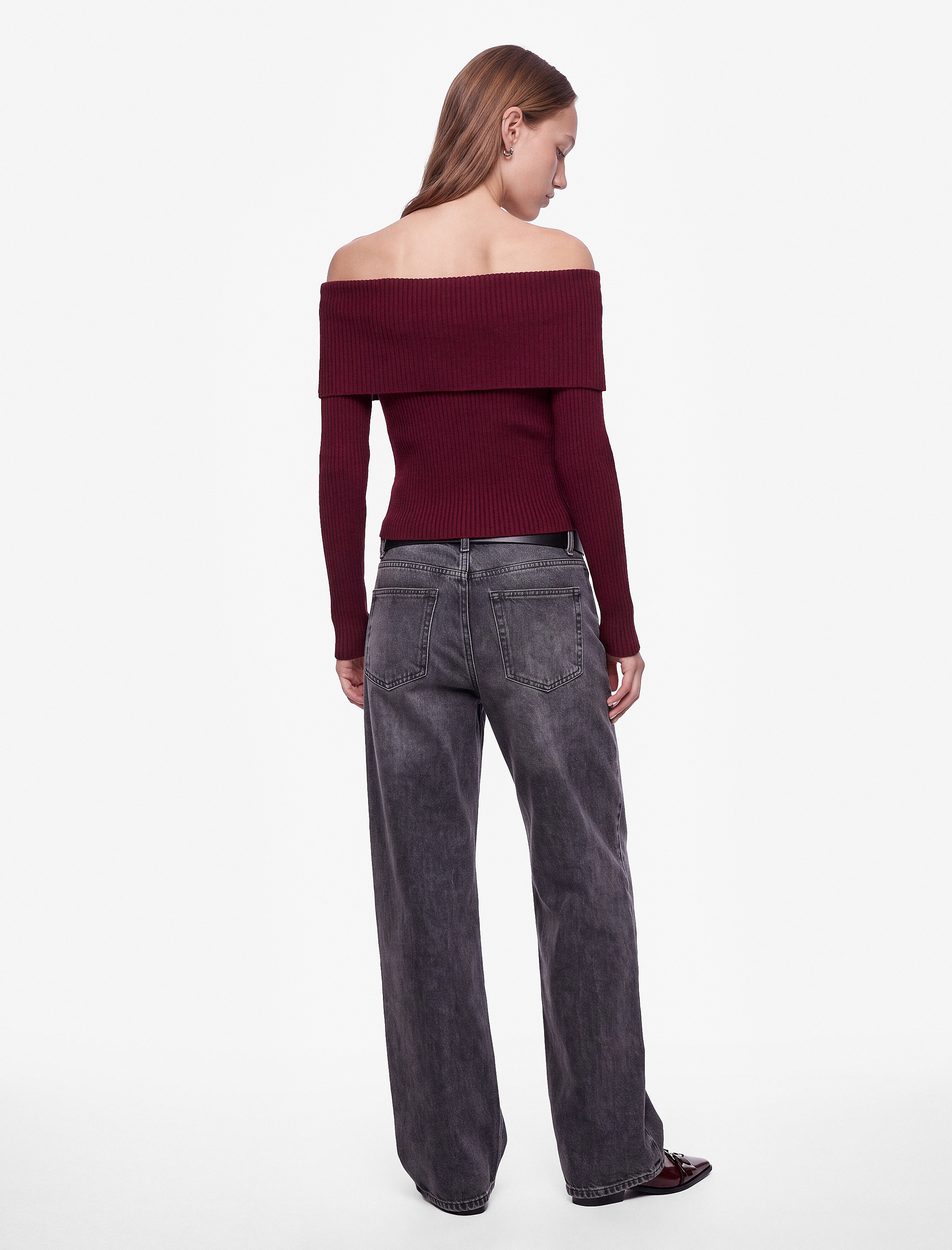   Slim Fit Uzun Kollu Madonna Yaka Triko Omzu Açık Kazak