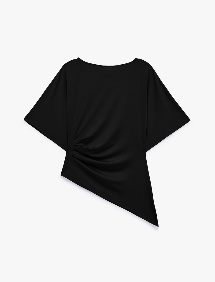  Slim Fit Bisiklet Yaka Kısa Kollu Drapeli Asimetrik Tişört