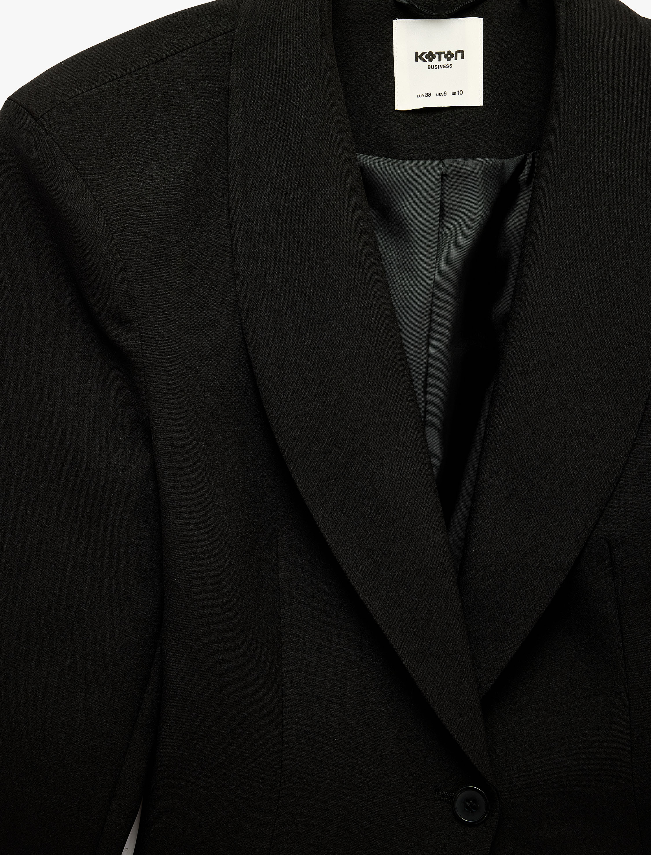   Düğmeli Geniş Yaka Uzun Kollu Crop Blazer Ceket