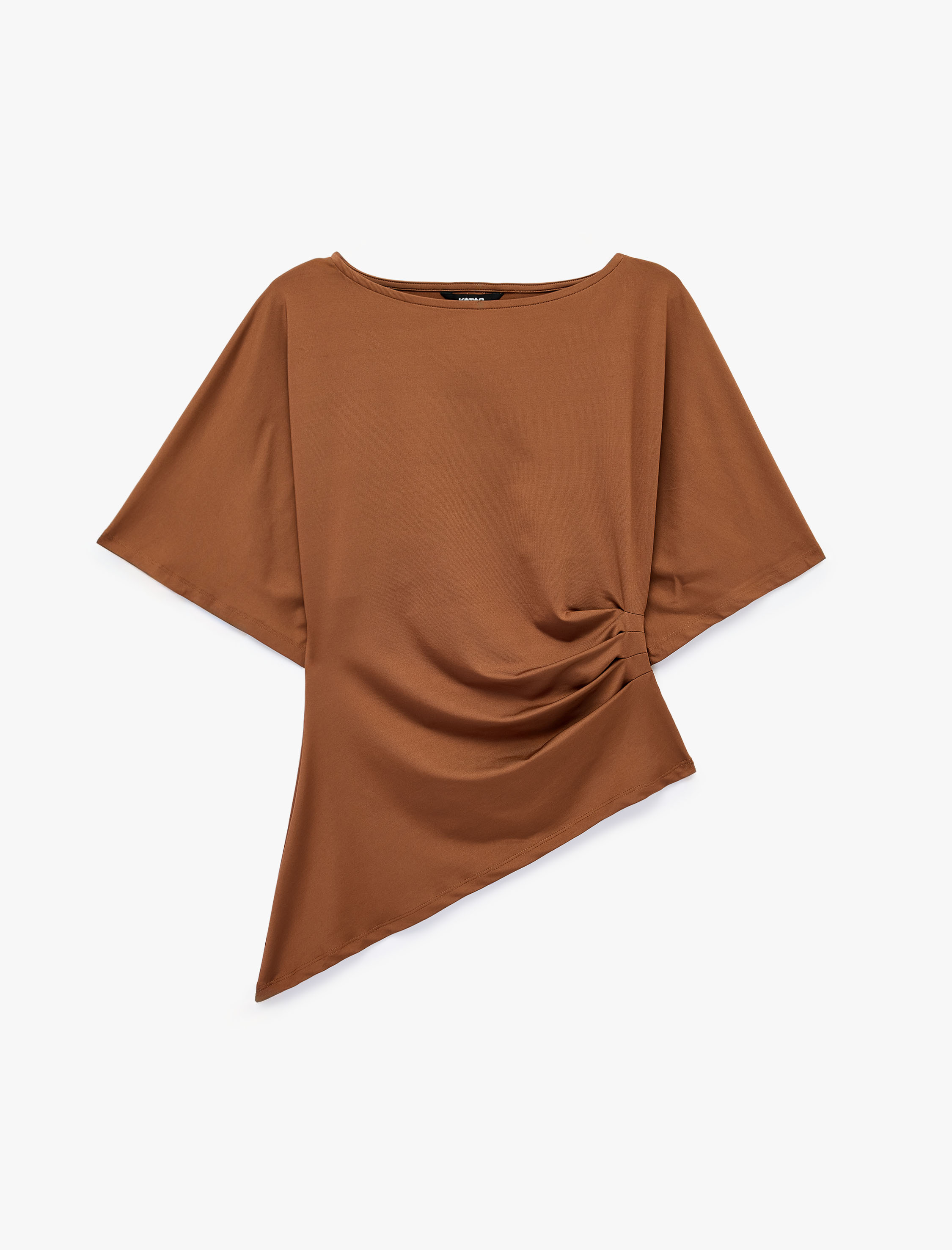   Slim Fit Bisiklet Yaka Kısa Kollu Drapeli Asimetrik Tişört