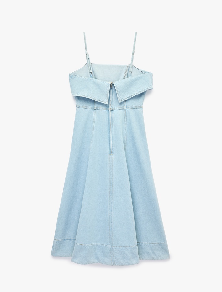  Yakası Katlı İp Askılı Volanlı Uzun Denim Elbise