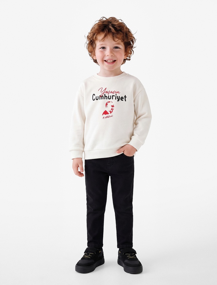 Erkek Bebek Atatürk Baskılı Uzun Kollu Bisiklet Yaka Sweatshirt