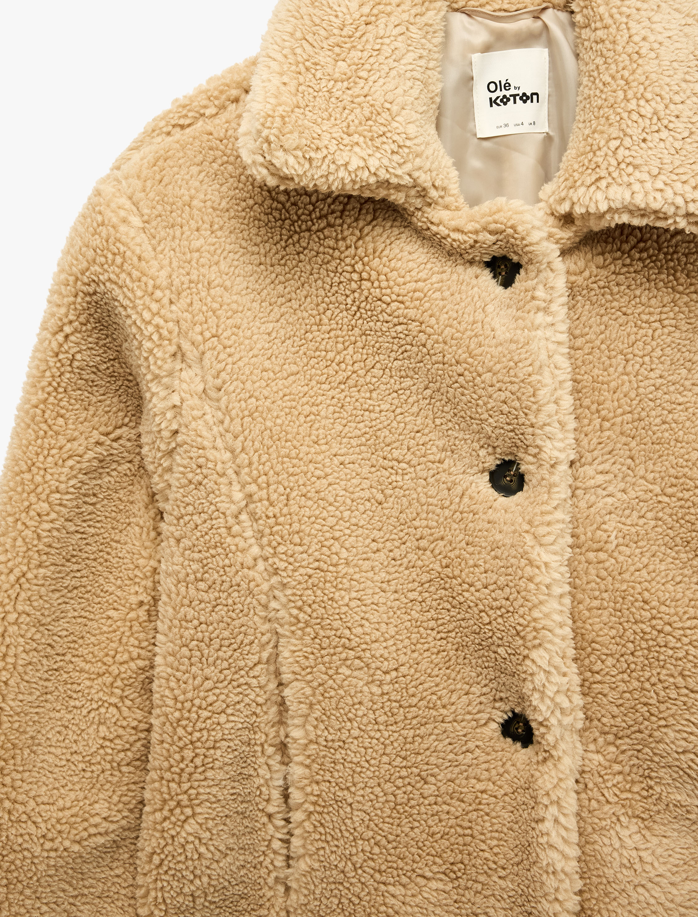   Uzun Kollu Dik Yaka Cepli Düğmeli Peluş Ceket
