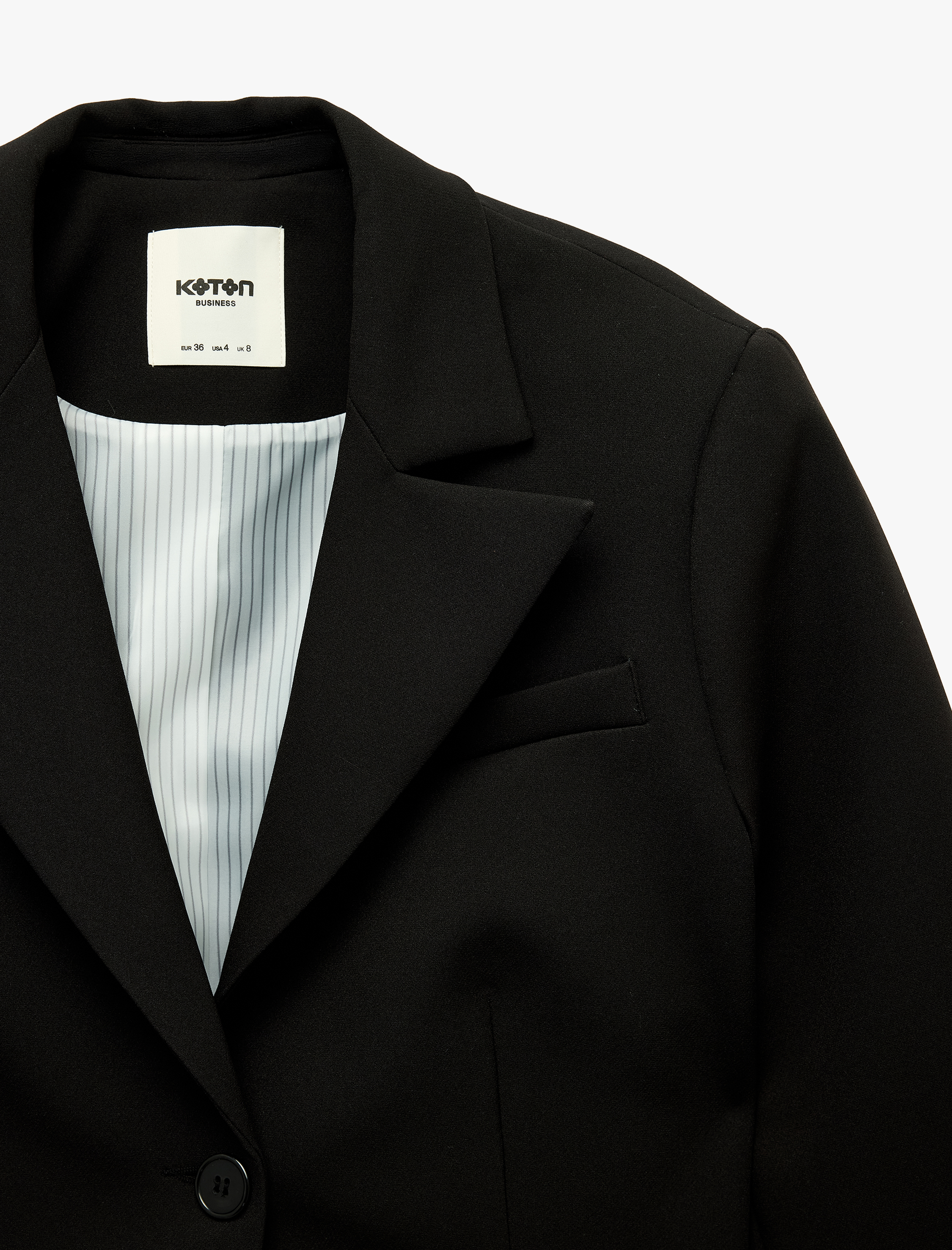   Düğmeli Geniş Yaka Uzun Kollu Crop Blazer Ceket