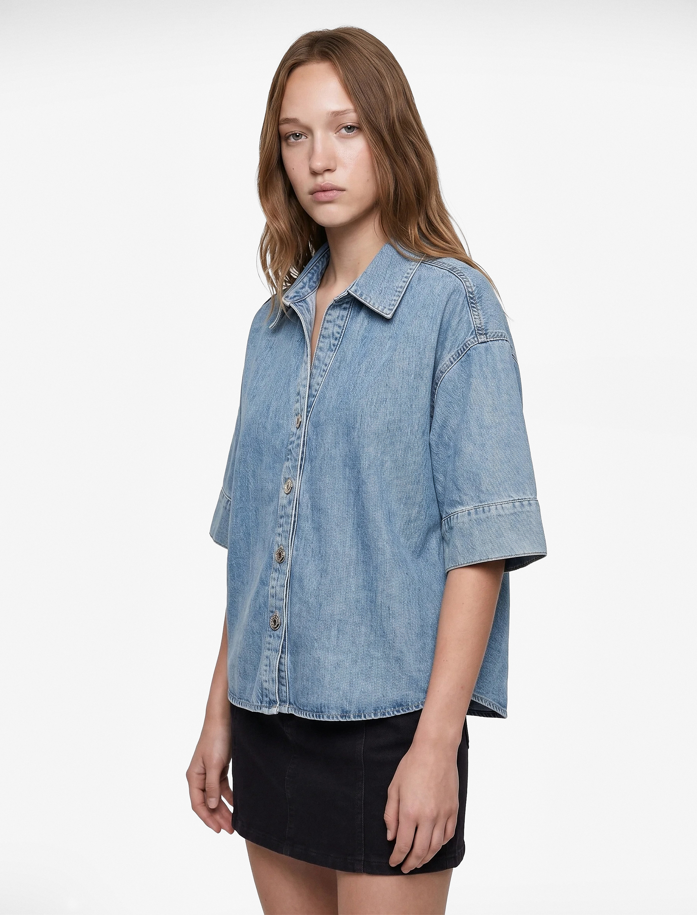   Oversize V Yaka Pamuklu Yarım Kollu Jean Gömlek