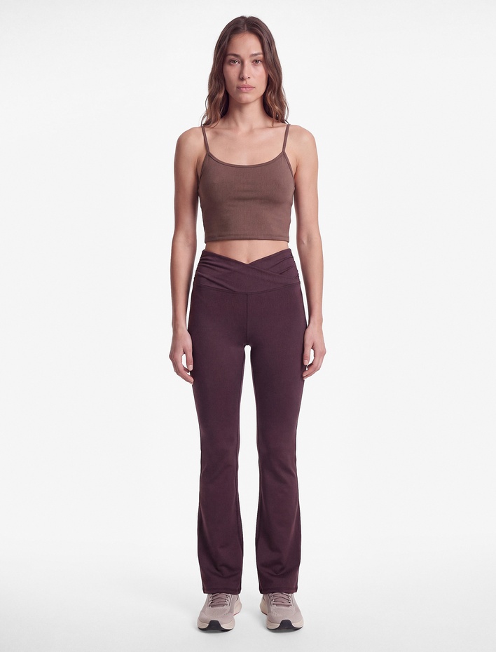  Slim Fit Yüksek Bel Büzgülü İspanyol Paça Spor Tayt