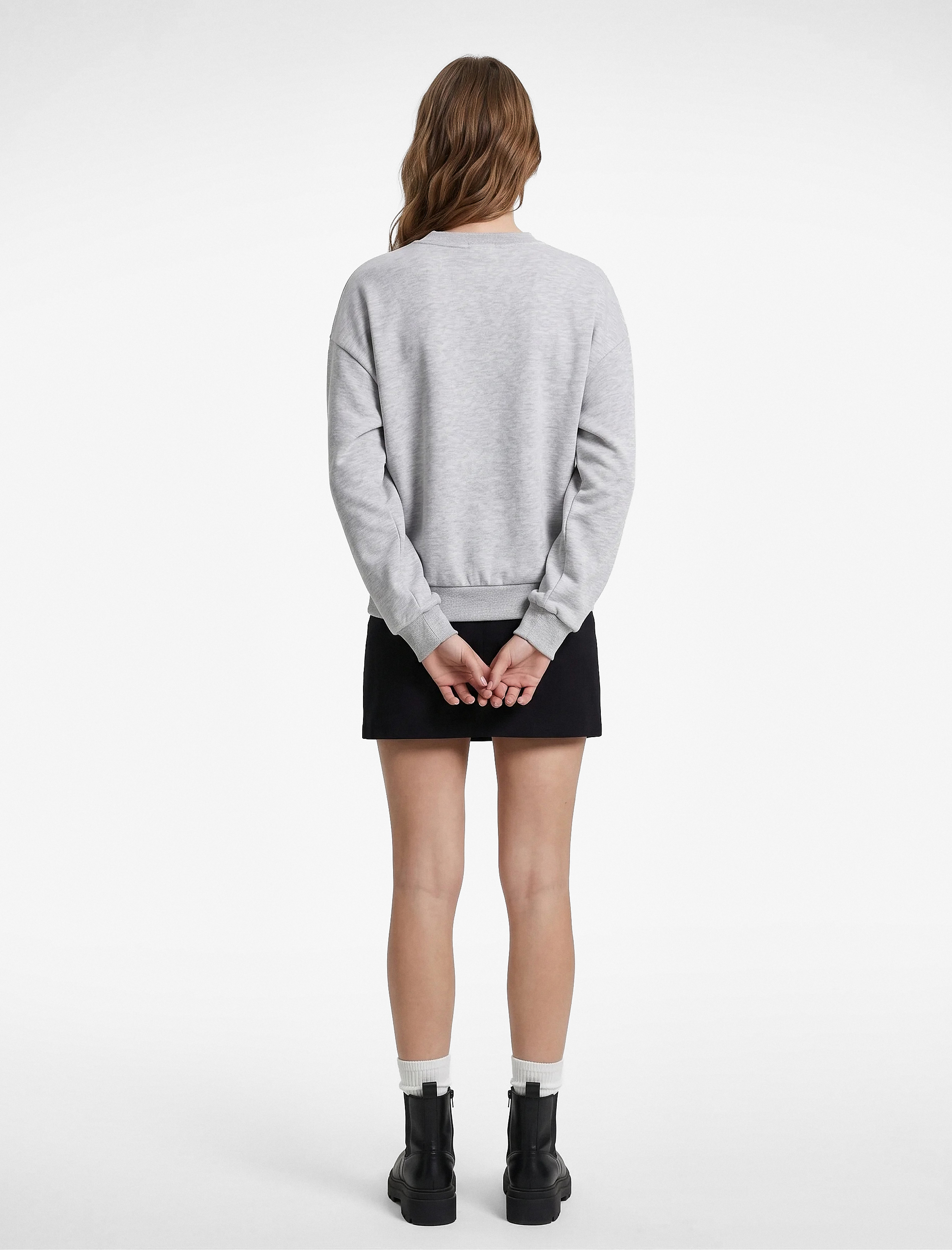   Pamuklu V Yaka Uzun Kollu Baskılı Oversize Sweatshirt