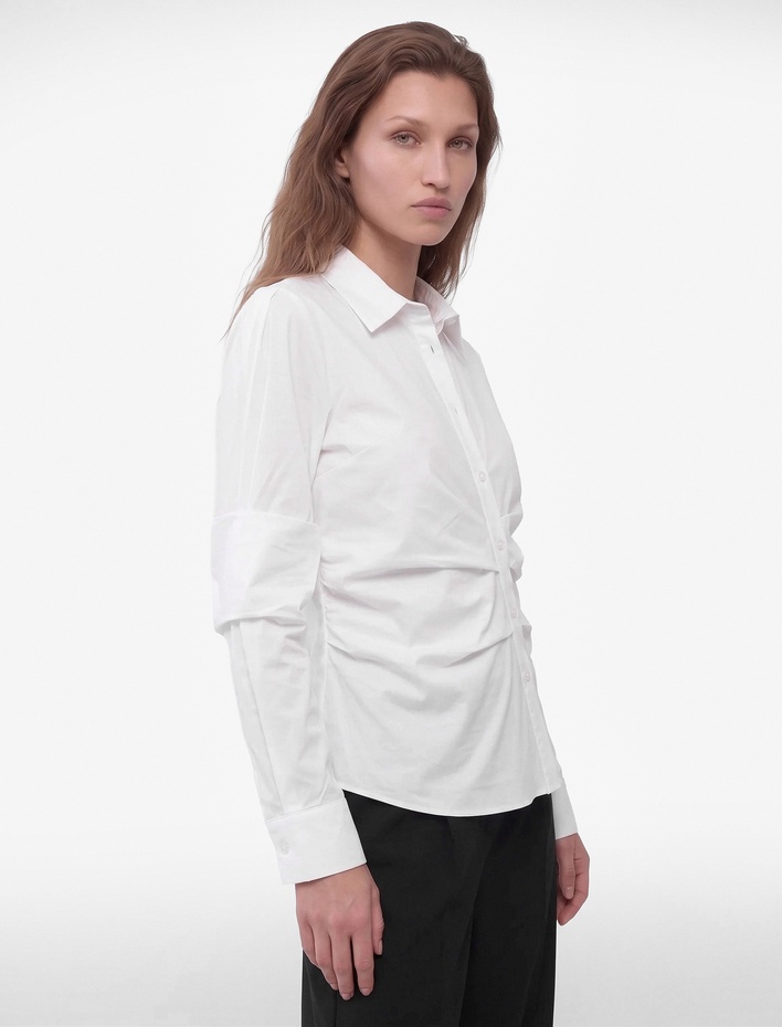  Slim Fit Pamuklu Uzun Kollu Drapeli Asimetrik Düğmeli Gömlek