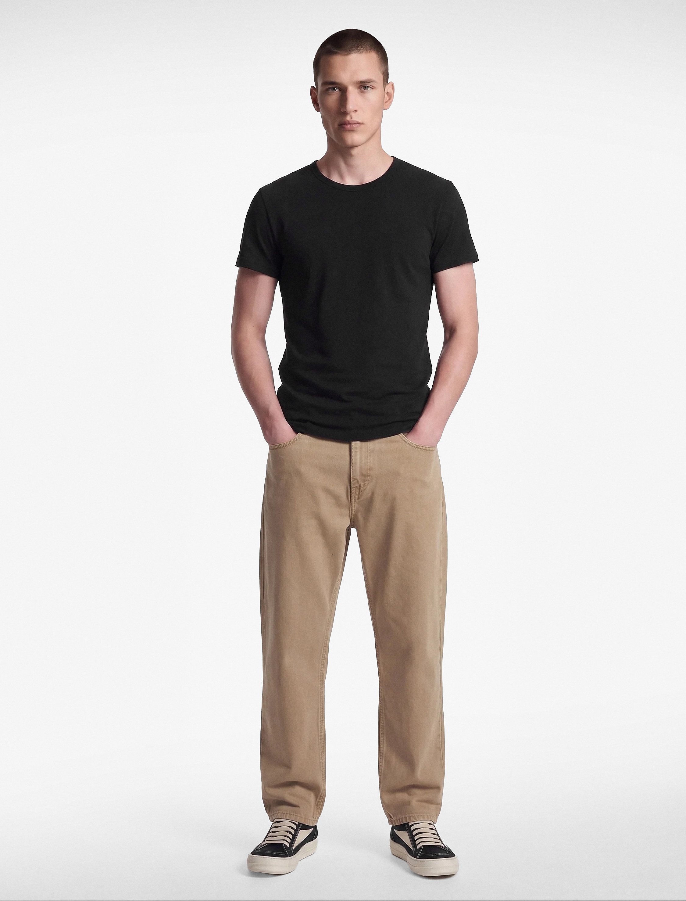   Pamuklu Kısa Kollu Bisiklet Yaka Basic Slim Fit Tişört