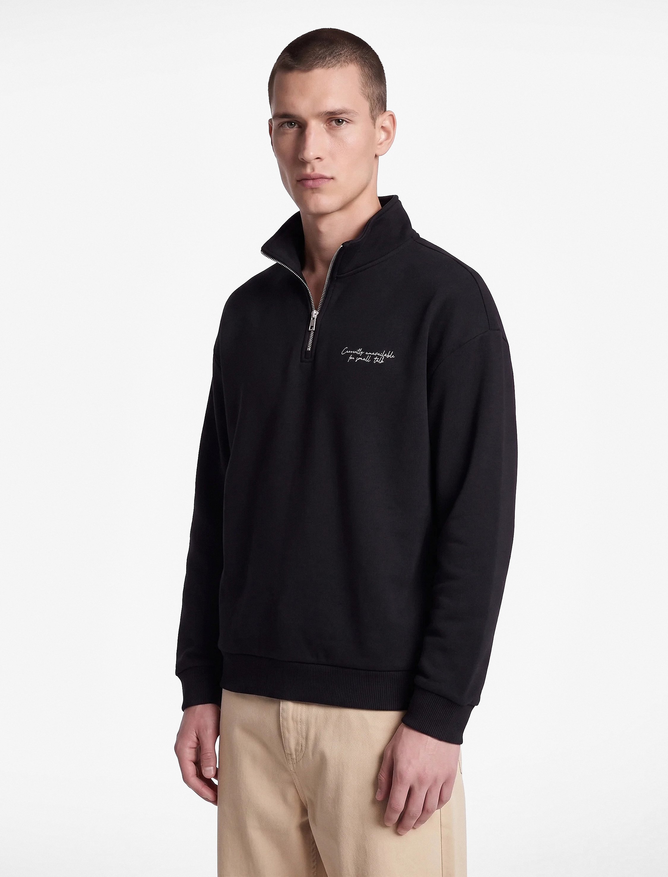   Uzun Kollu Üç İplik Şardonlu Rahat Kalıp Baskılı Yarım Fermuarlı Yaka Sweatshirt