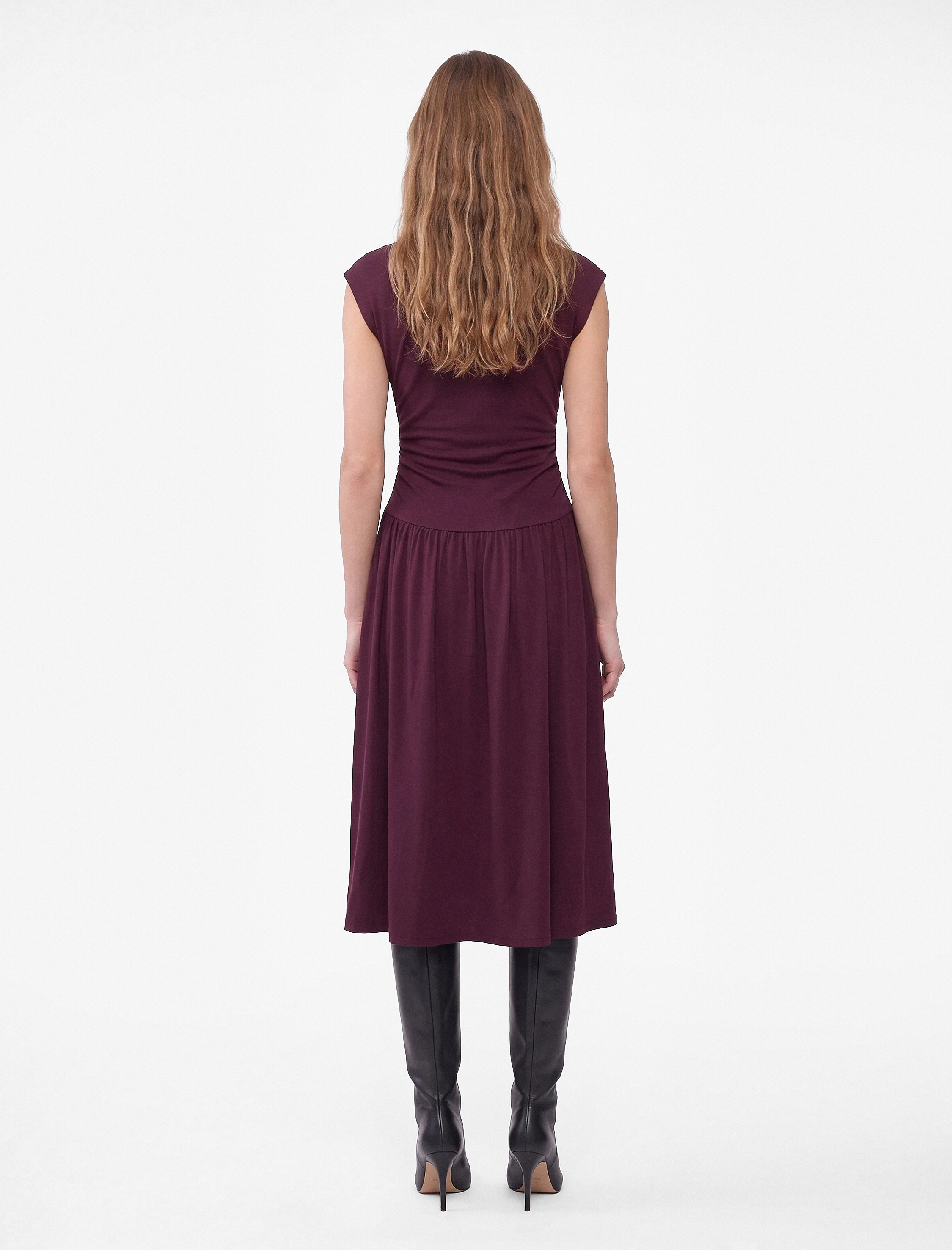   Slim Fit Ribanalı Pamuklu Hafif Dik Yaka Düşük Bel Kolsuz Midi Elbise