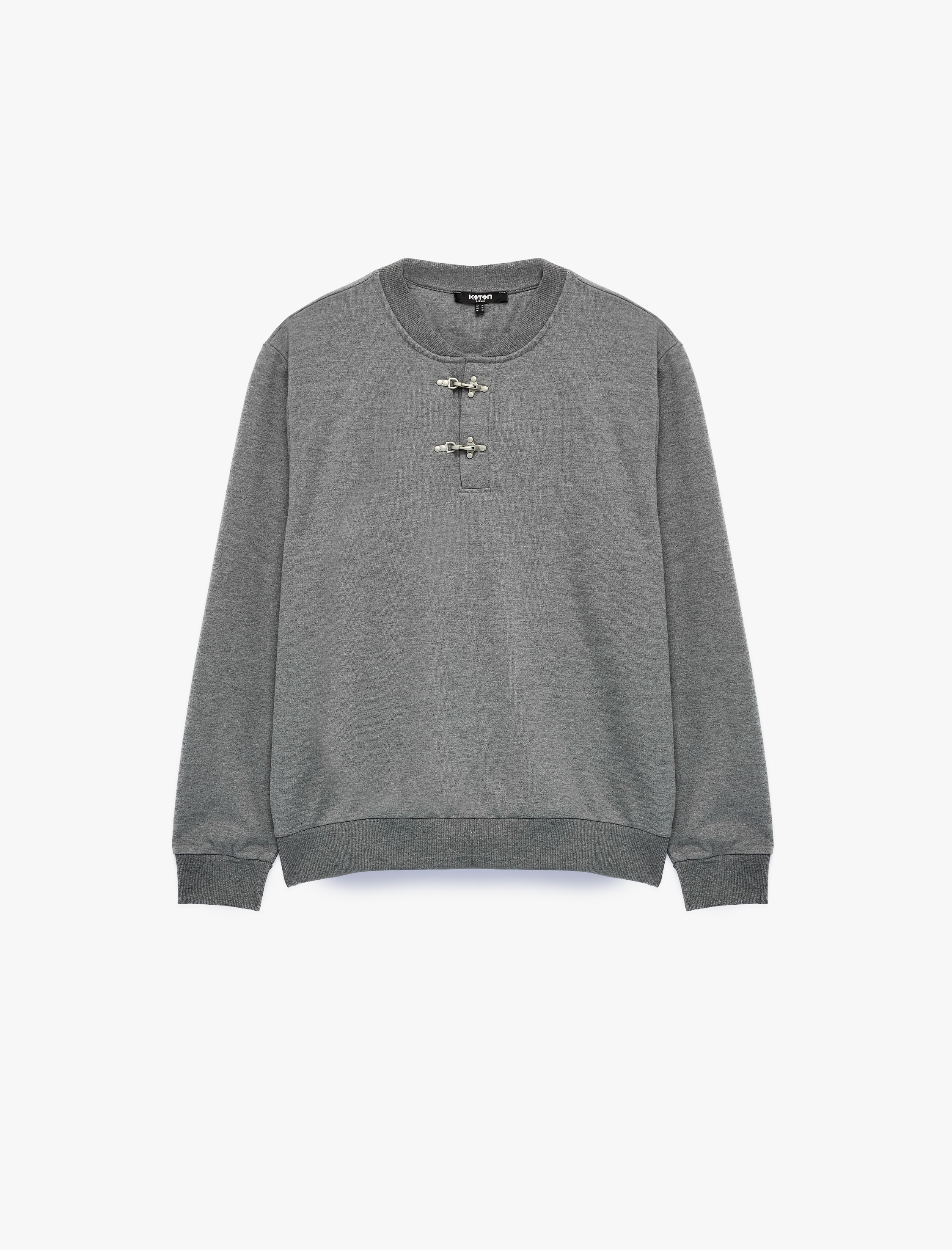   Uzun Kollu Süslü Kapamalı Üç İplik Şardonlu Bisiklet Yaka Sweatshirt