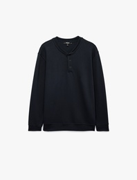 Uzun Kollu Pike Kumaş Düğmeli Henley Yaka Sweatshirt