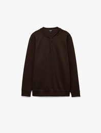 Uzun Kollu Pike Kumaş Düğmeli Henley Yaka Sweatshirt