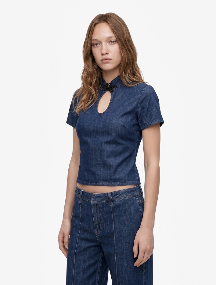  Damla Pencere Detaylı Süslü Düğmeli Kapama Qipao Yaka Kısa Kollu Denim Bluz