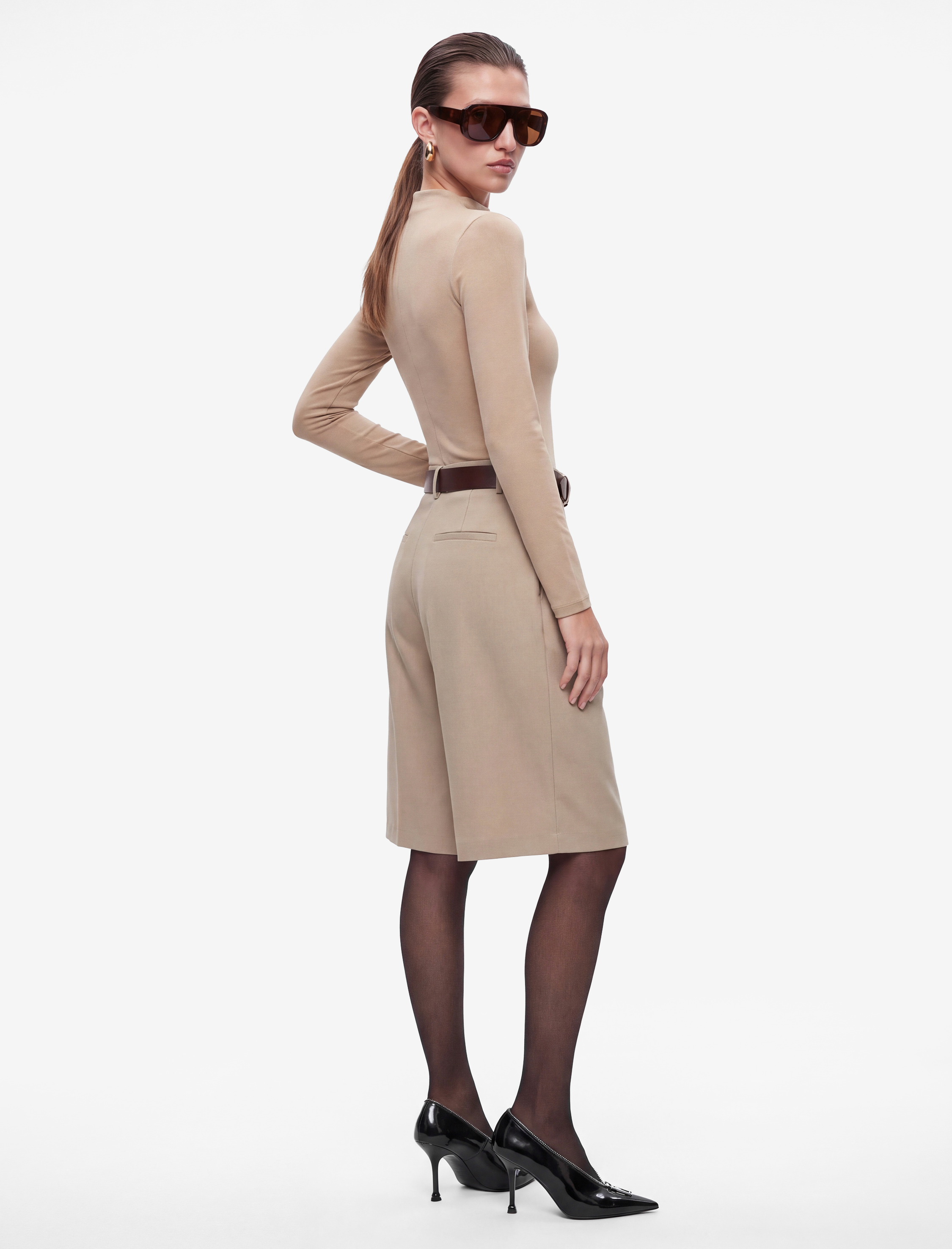   Dikiş Detaylı Slim Fit Dik Yaka Uzun Kollu Tişört