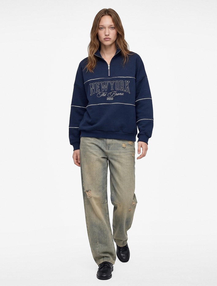  Üç İplik Şardonlu Baskılı Yarım Fermuarlı Oversize Sweatshirt
