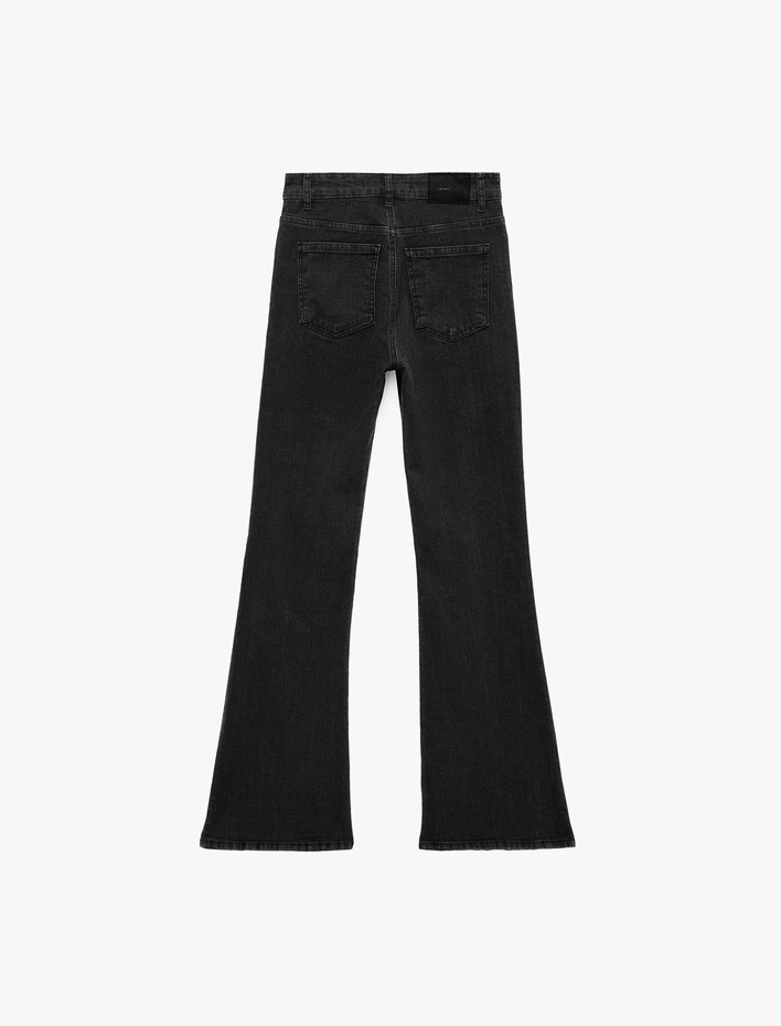  Pamuklu Dar Kesim Düğmeli Cepli İspanyol Paça Denim Pantolon - Flare Jeans