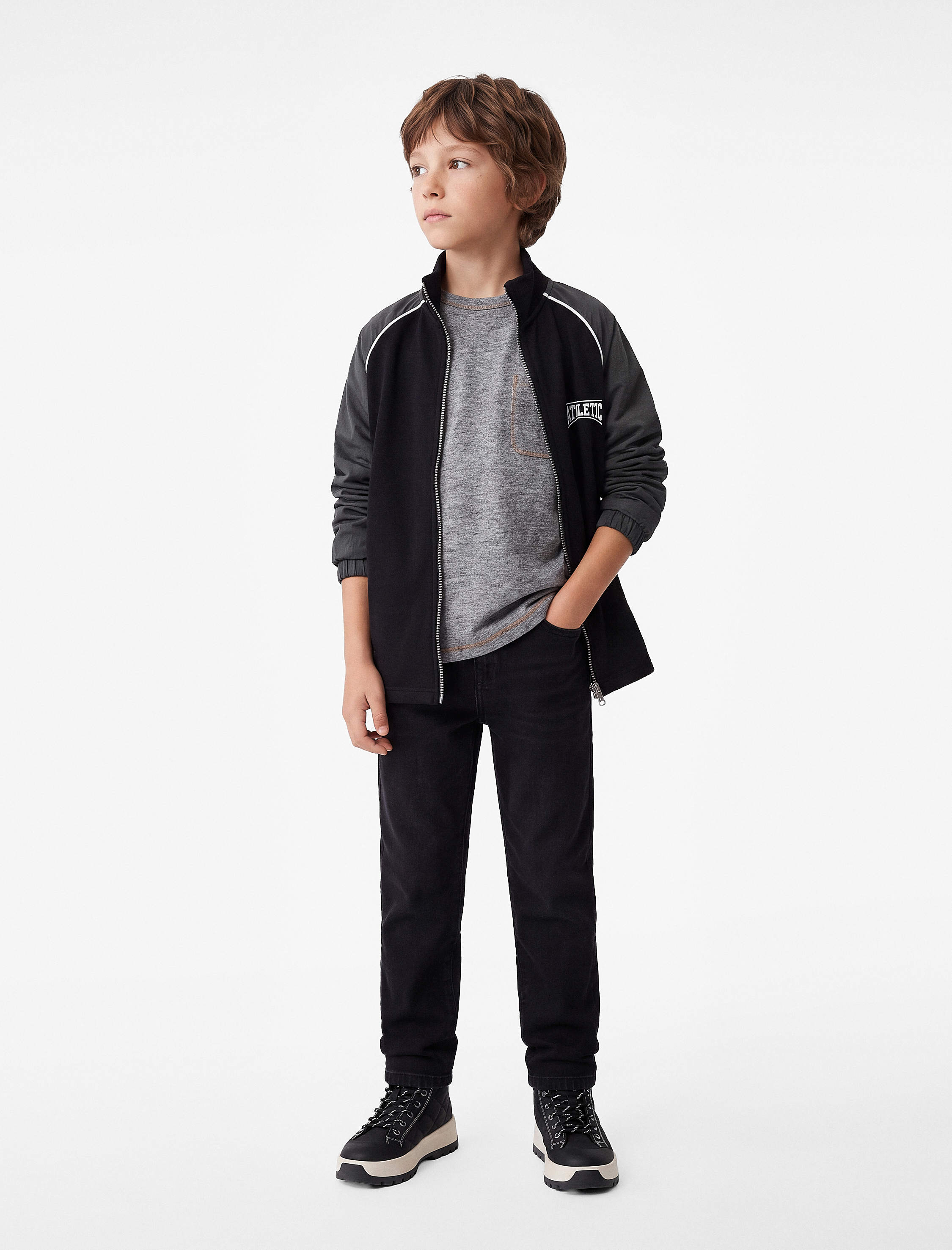  Erkek Çocuk Pamuklu Cep Detaylı Uzun Kollu Şardonlu Dik Yaka Fermuarlı Sweatshirt