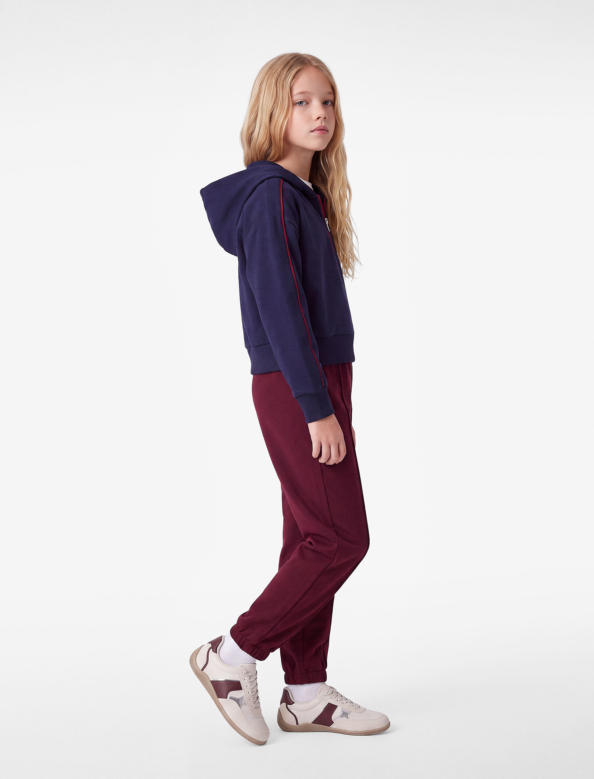  Kız Çocuk Biyeli Modal Kumaş Yarım Fermuarlı Uzun Kollu Kapüşonlu Sweatshirt