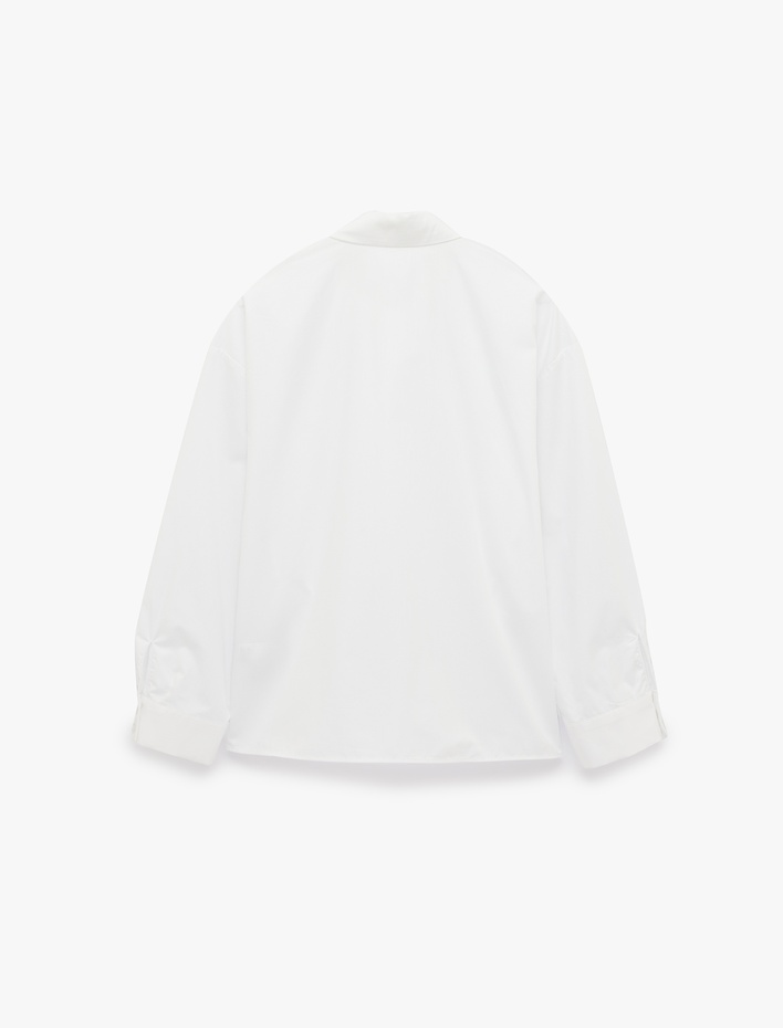  Pamuklu Klasik Yaka Uzun Kollu Pileli Oversize Poplin Gömlek